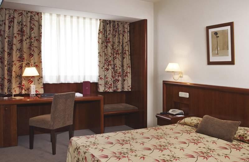 Rafaelhoteles Ventas — photo 5