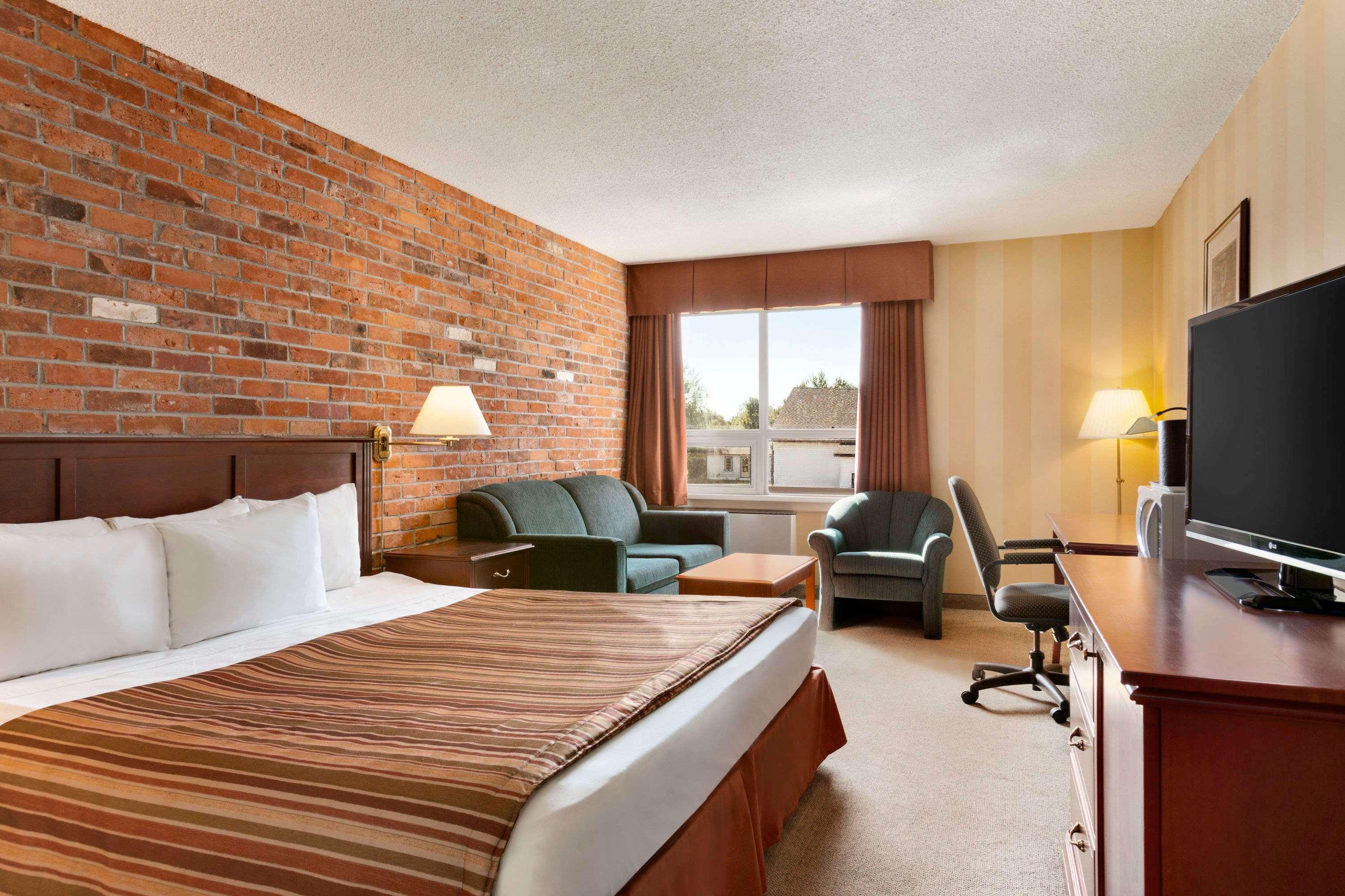 Travelodge by Wyndham North Bay — photo 4