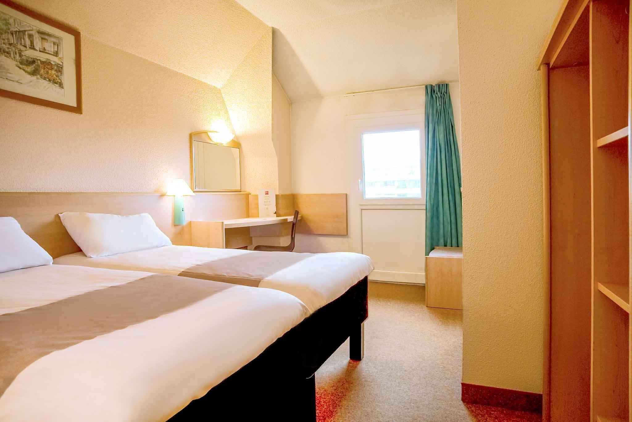 Hôtel ibis Poissy — photo 4