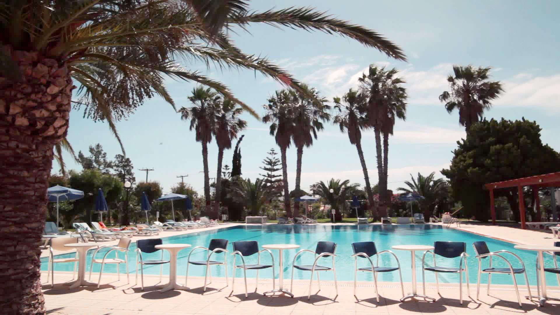 Nina Beach Hotel — photo 5