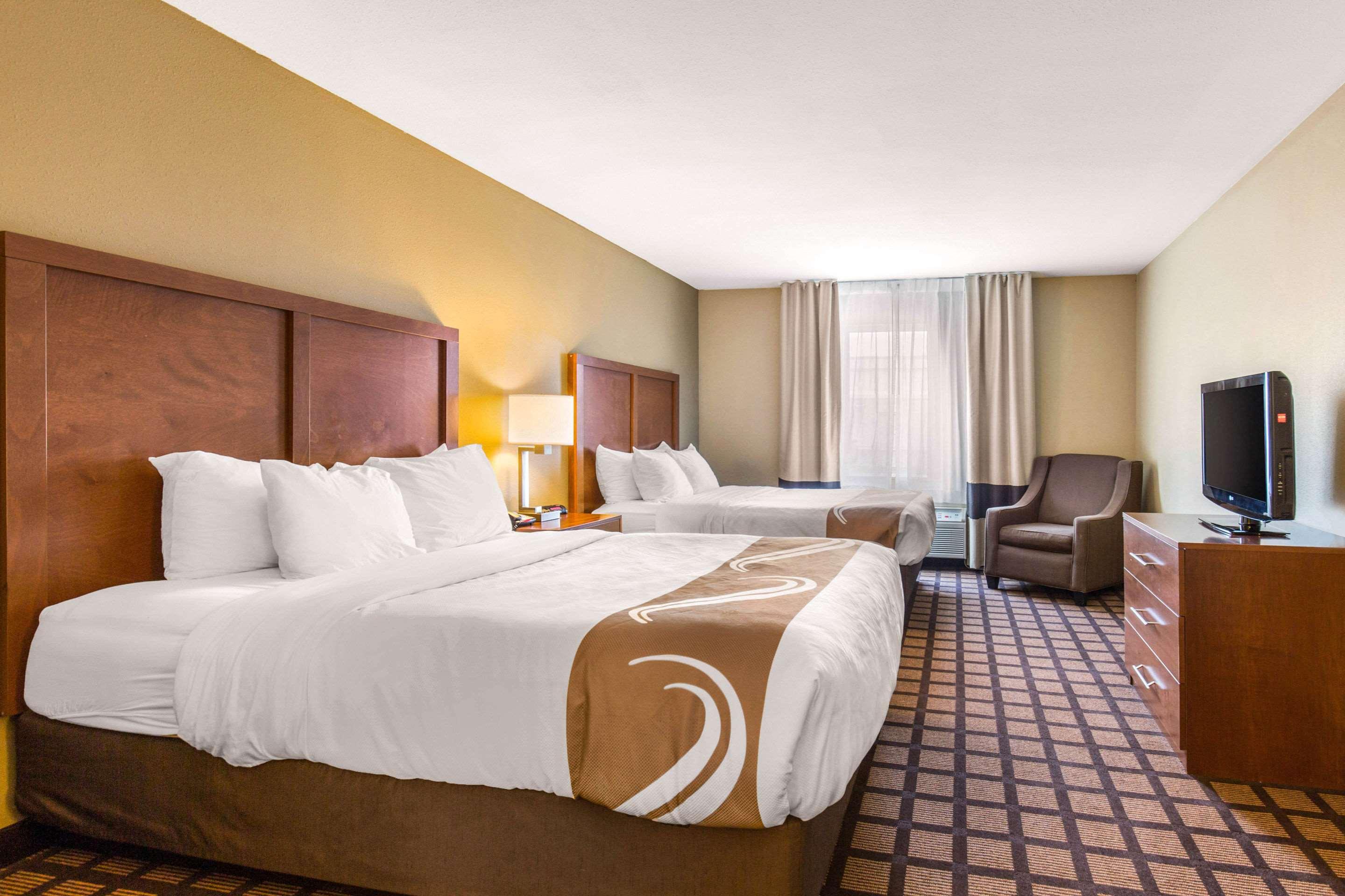 Quality Inn & Suites — photo 4