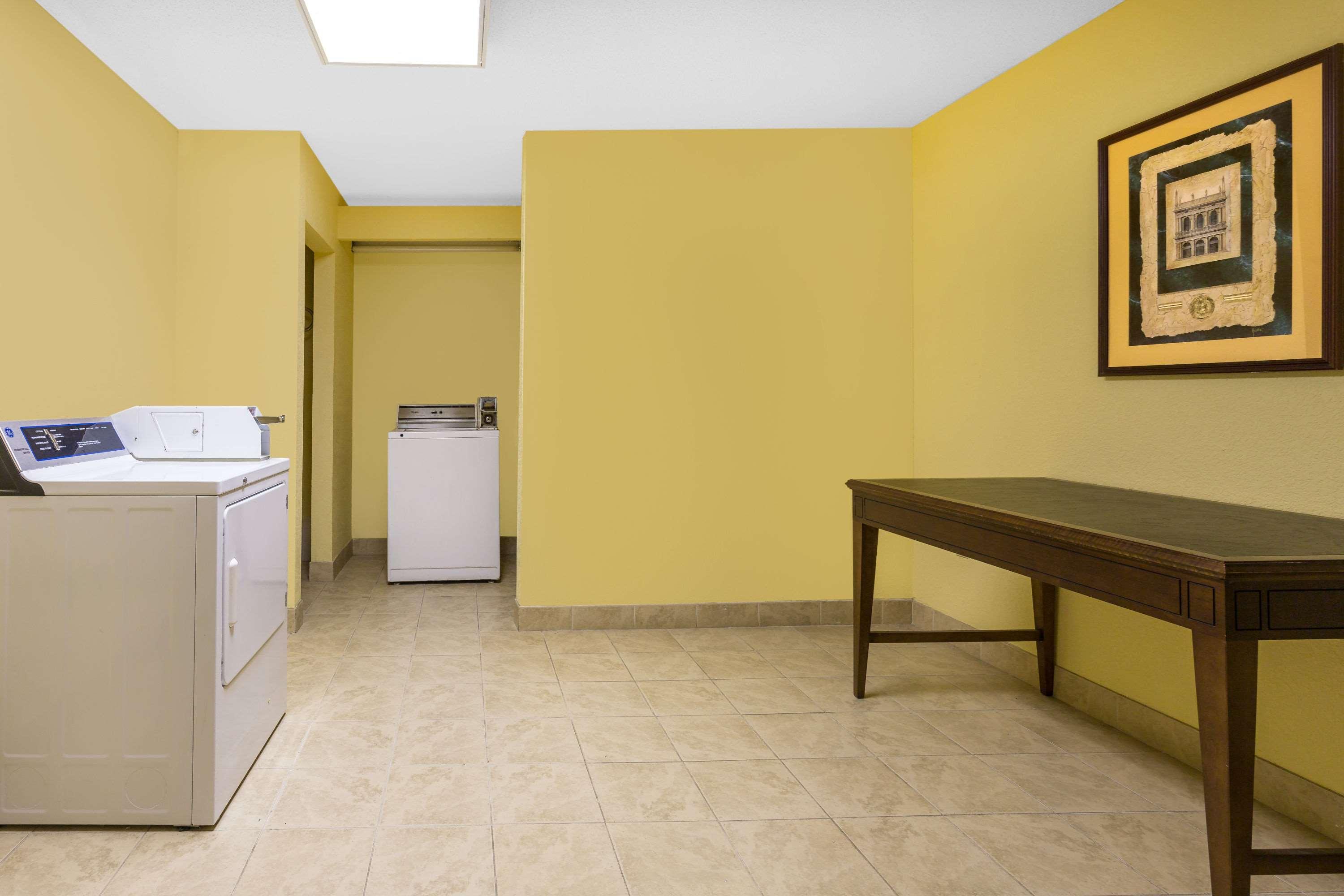 Days Inn by Wyndham Mocksville — photo 5