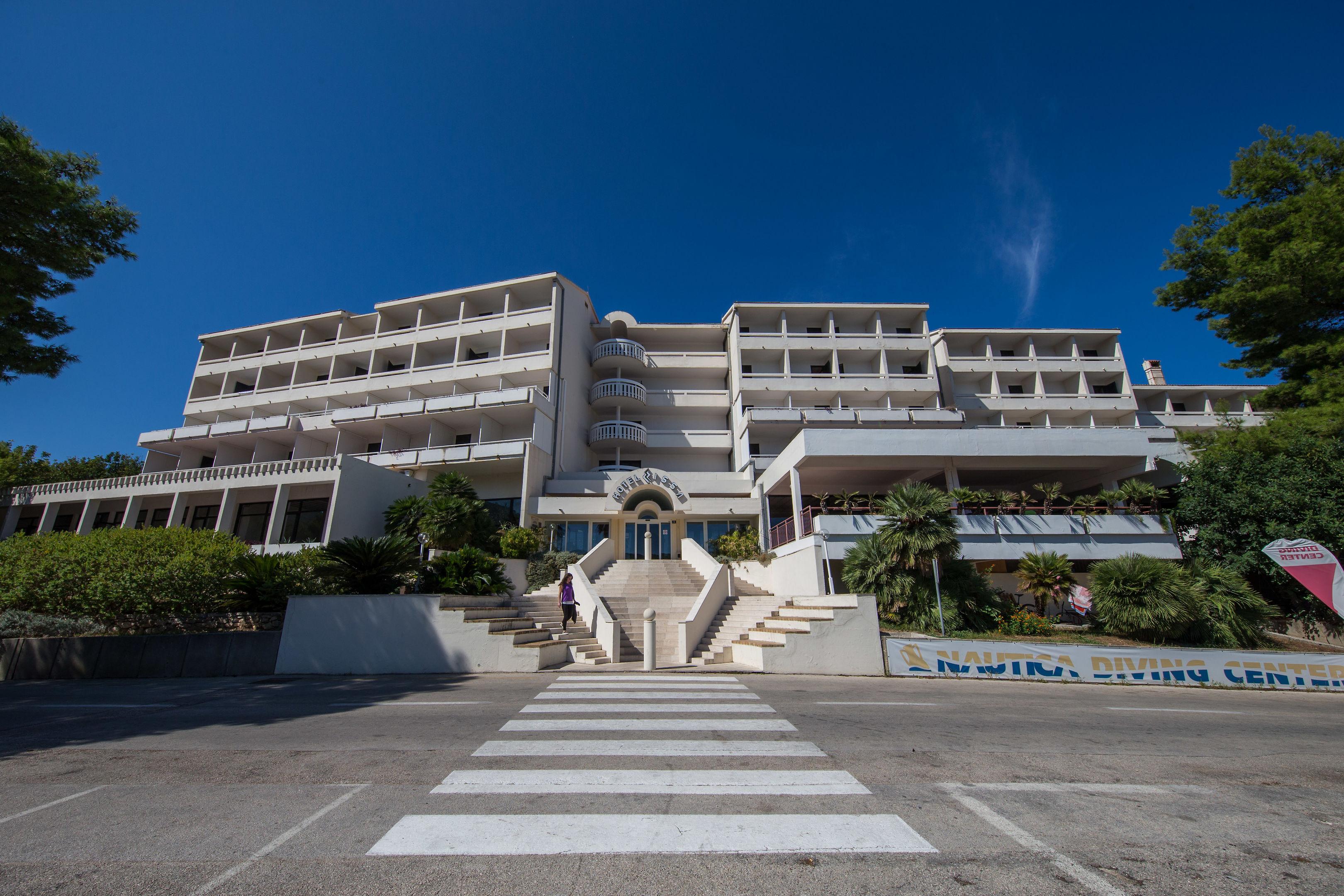 Hotel Issa — photo 5