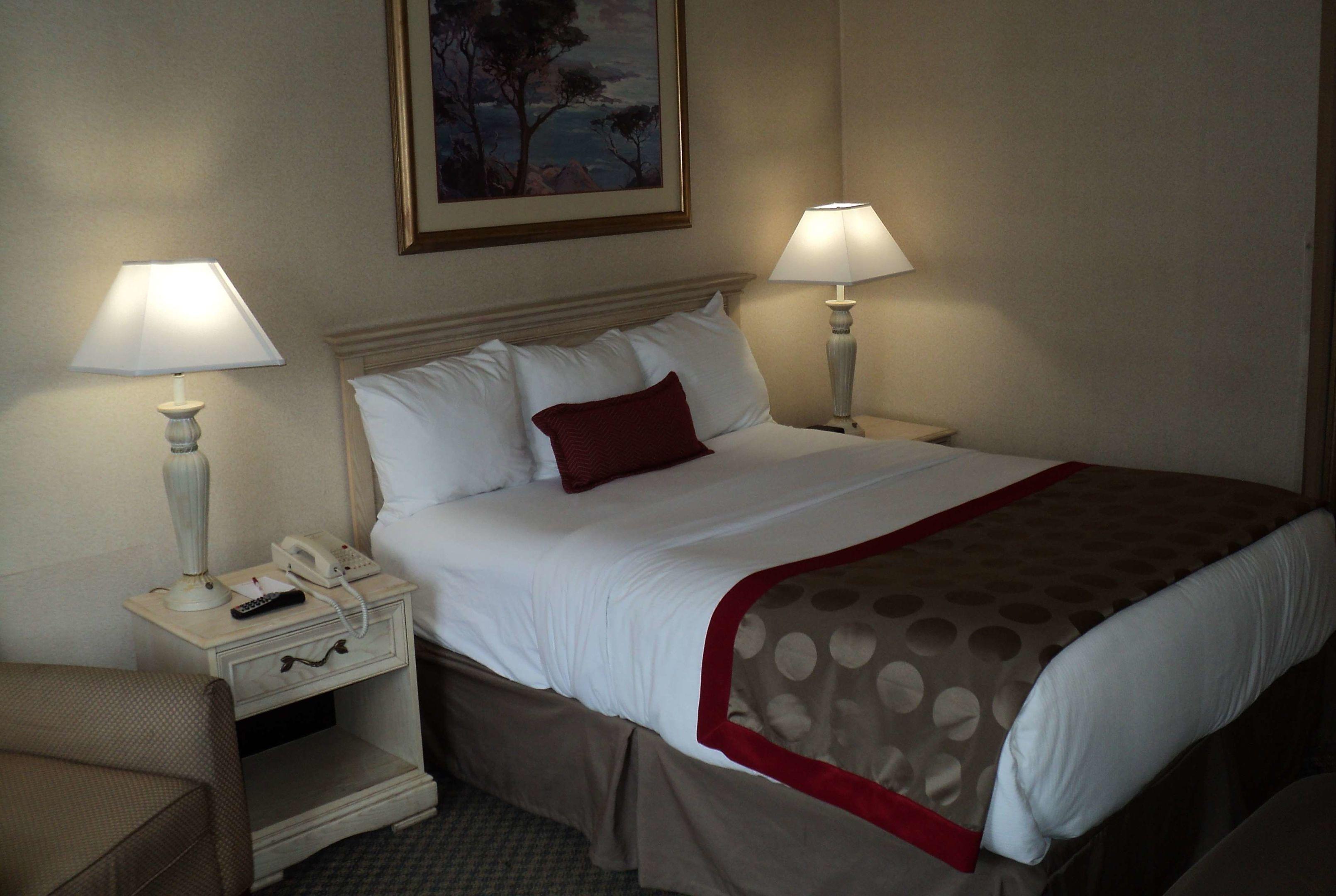 Ramada by Wyndham Yonkers — photo 4