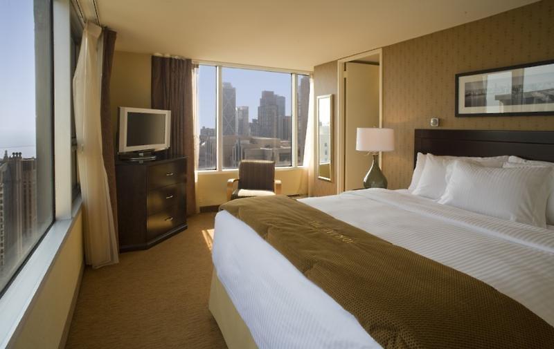 Hampton Inn Chicago Downtown/Magnificent Mile — photo 4