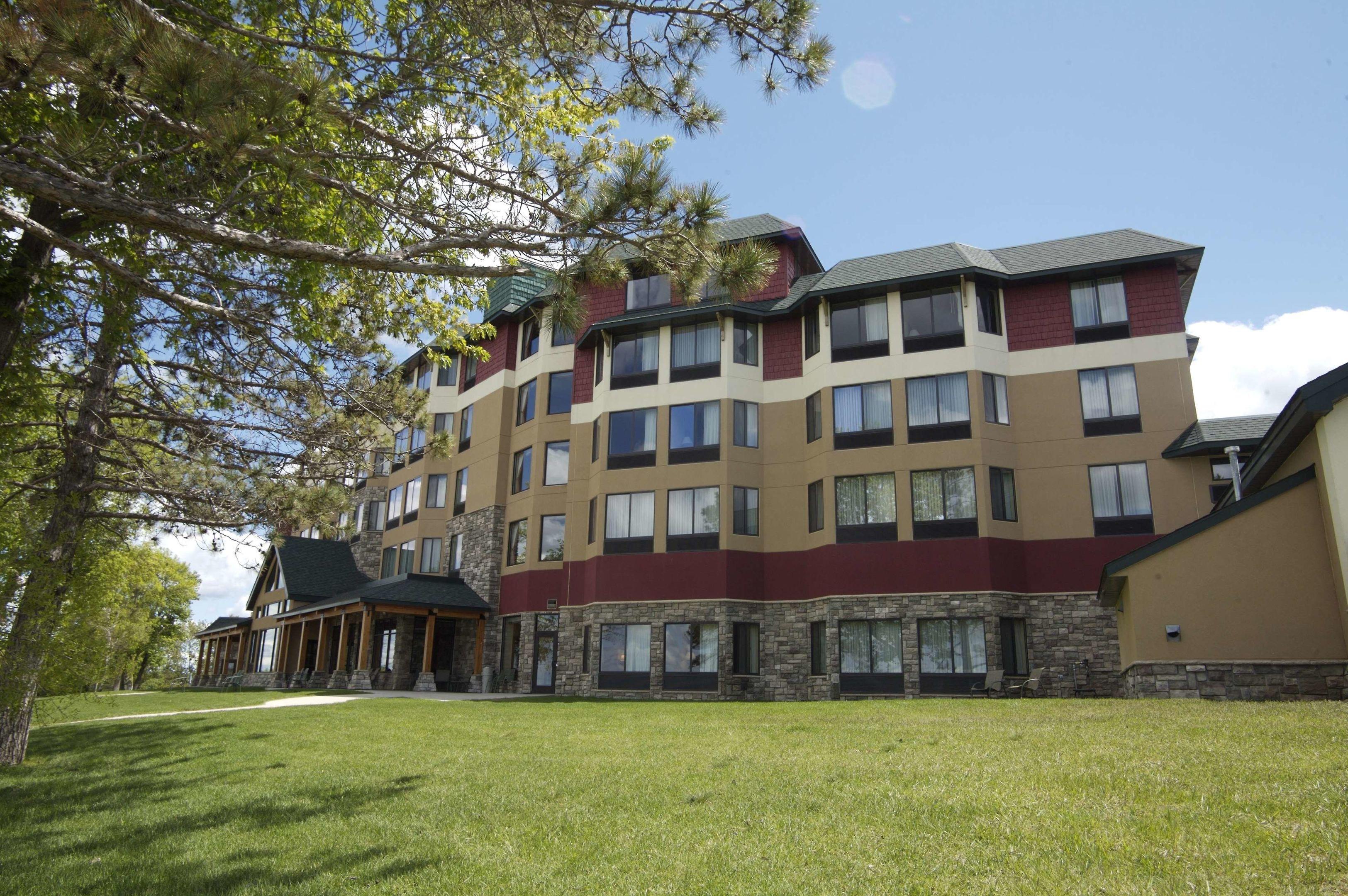 Hampton Inn & Suites Bemidji — photo 5