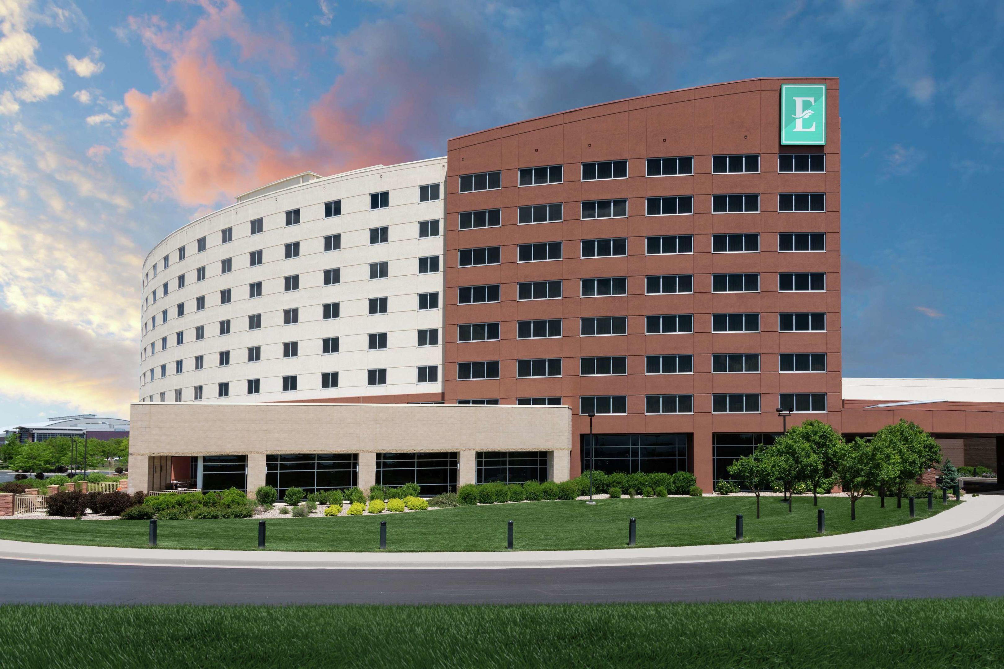 Embassy Suites by Hilton Loveland Hotel Conference Center & Spa