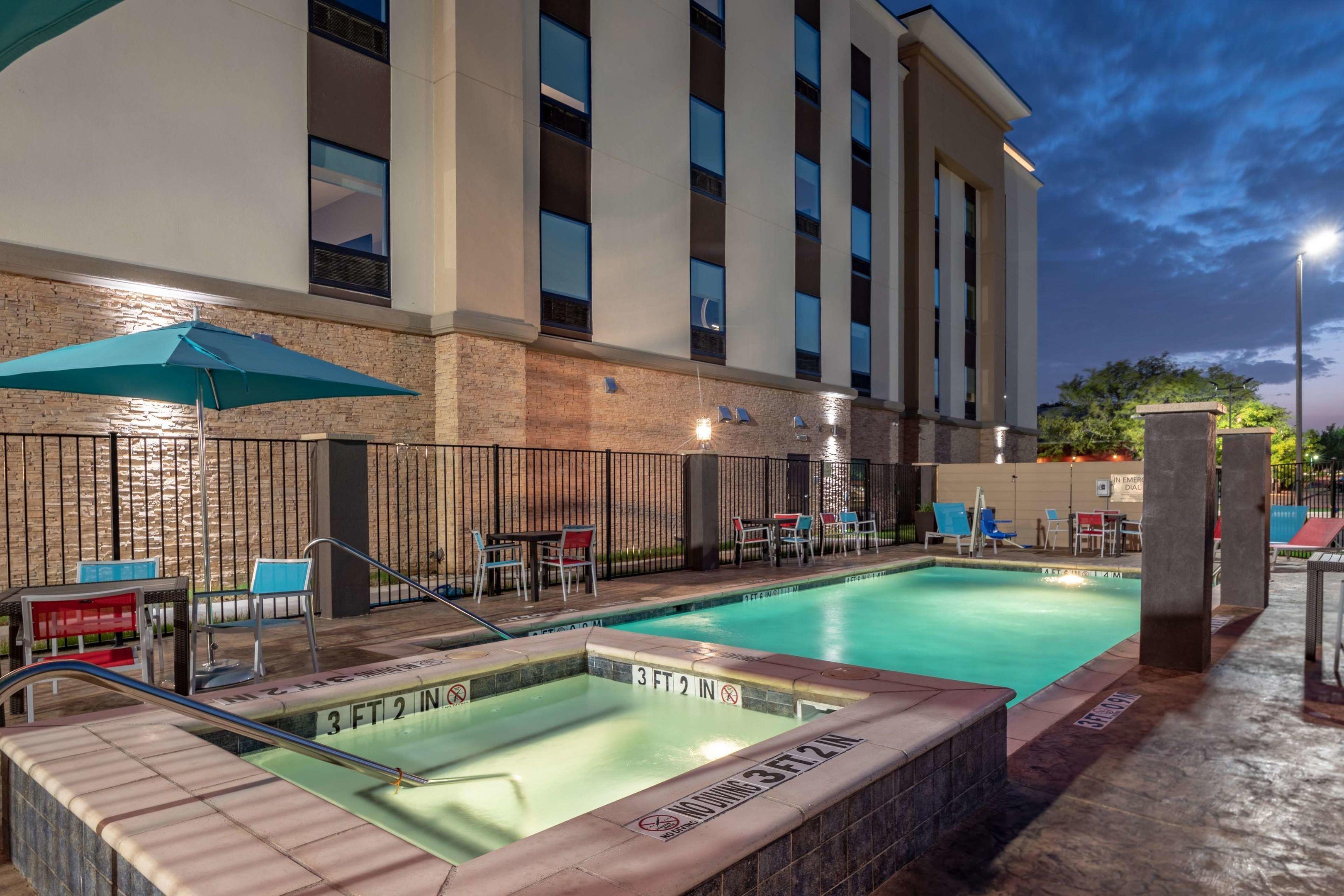 Hampton Inn & Suites Dallas/Plano Central — photo 4