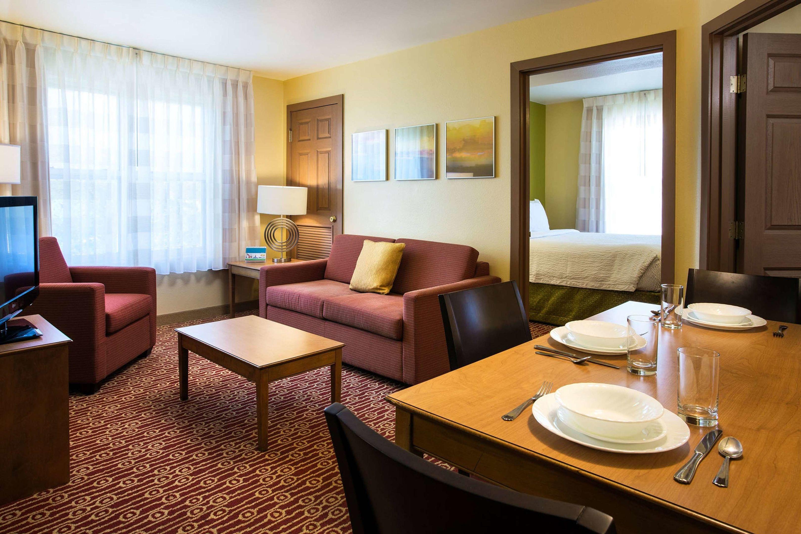 Sonesta Simply Suites Scottsdale North — photo 4