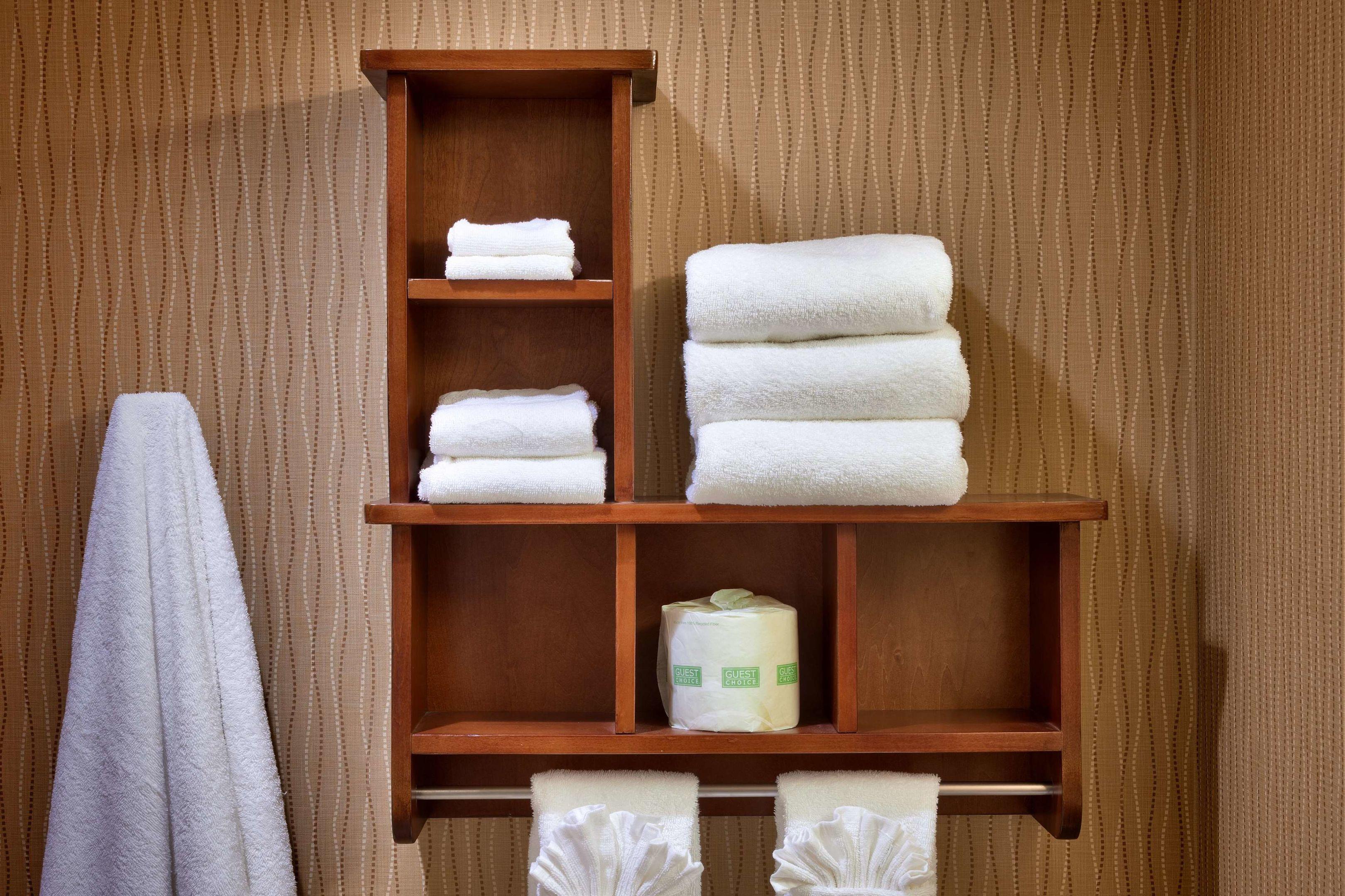 Hampton Inn Omaha/West Dodge Road (Old Mill) — photo 4