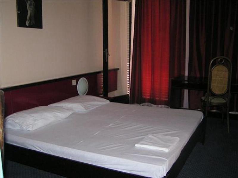 Hotel Issa — photo 3