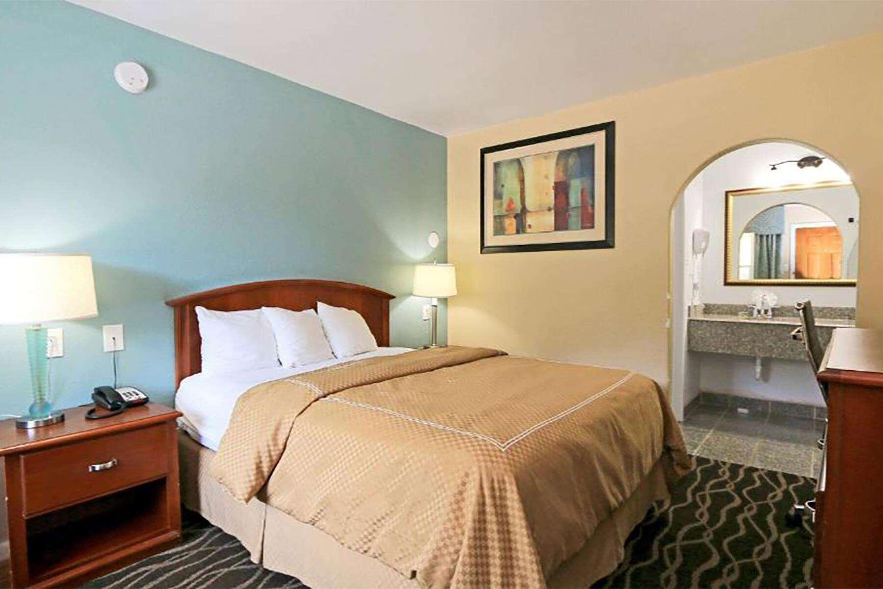 Travelodge by Wyndham Austin South — photo 4