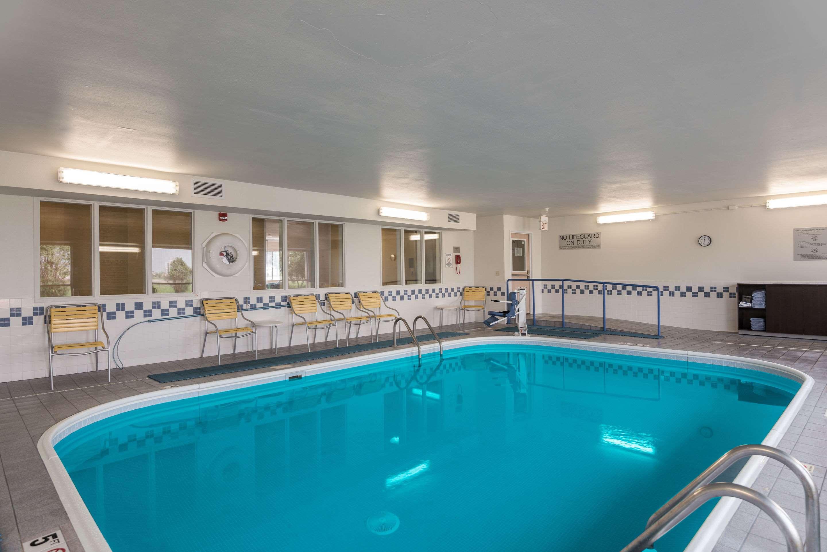Quality Inn & Suites — photo 3