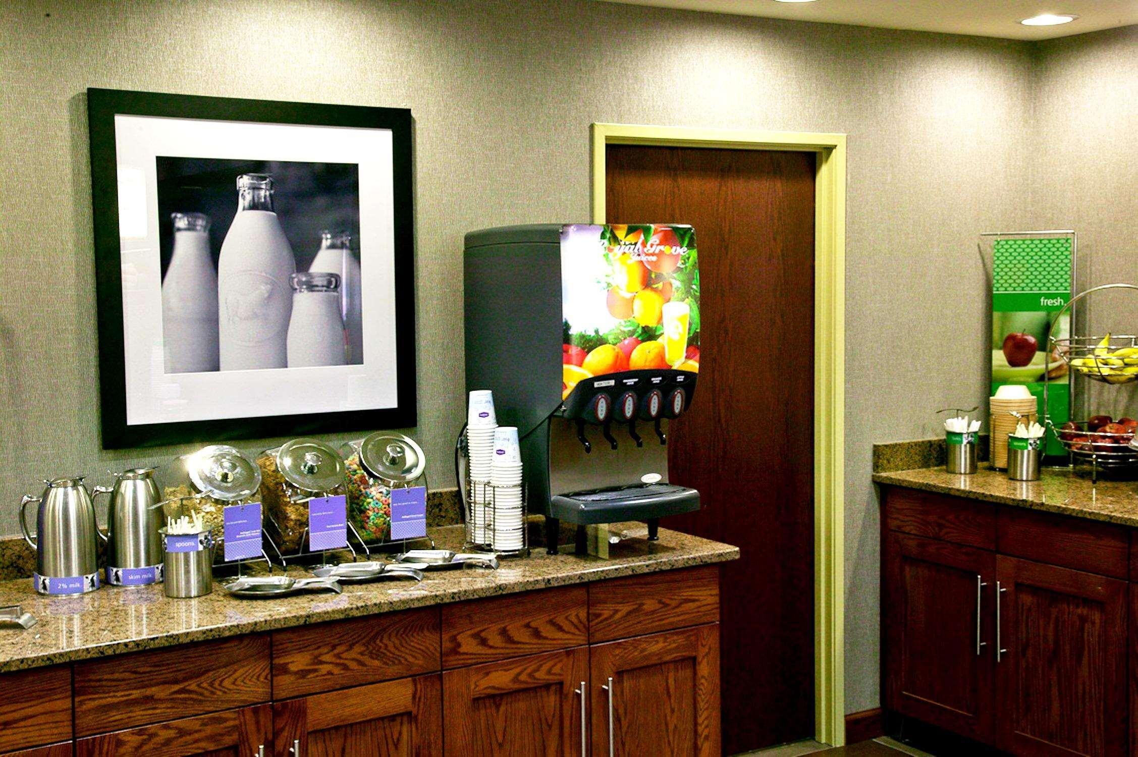 Hampton Inn Ft. Collins — photo 5