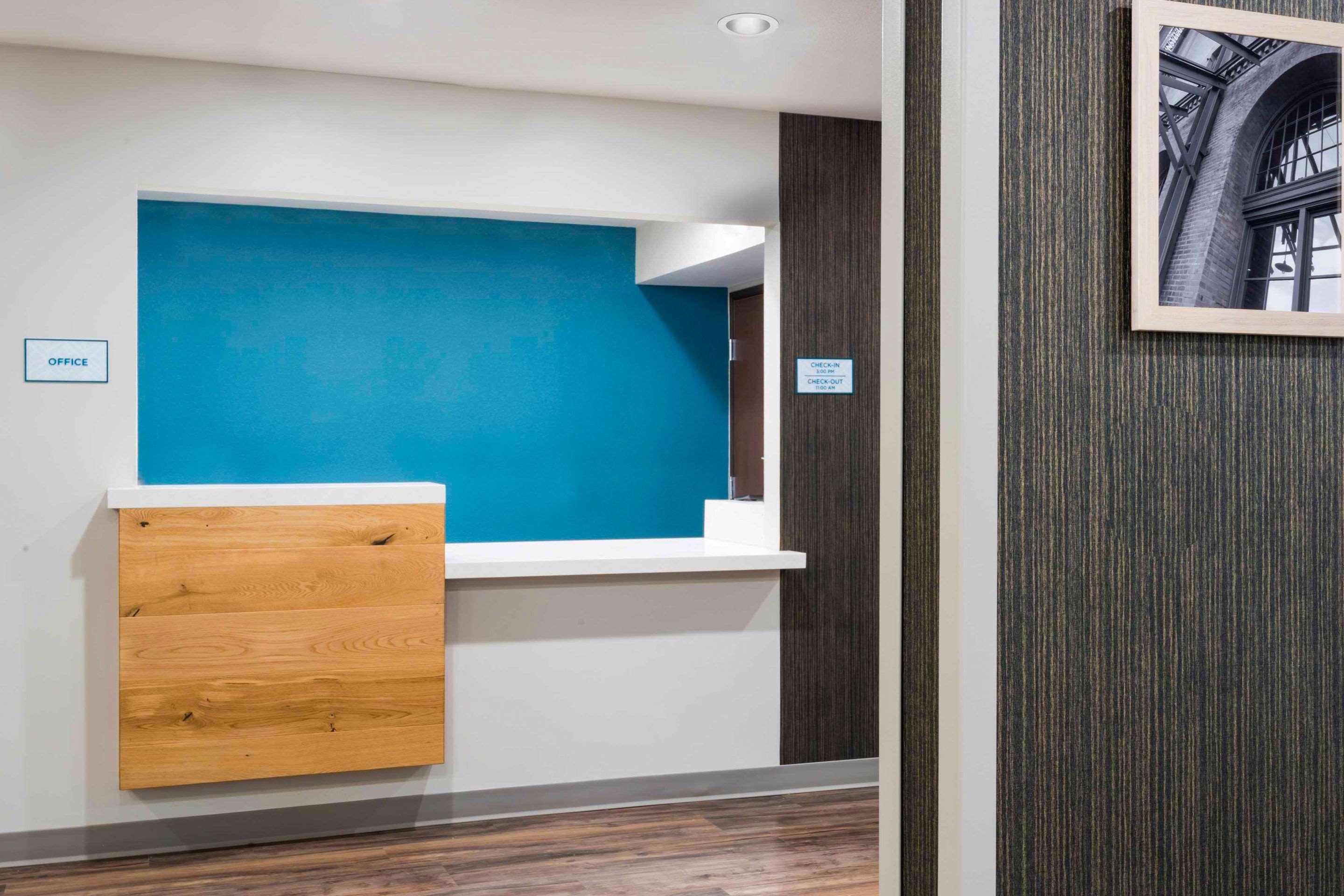 WoodSpring Suites Signature Pittsburgh Cranberry — photo 5