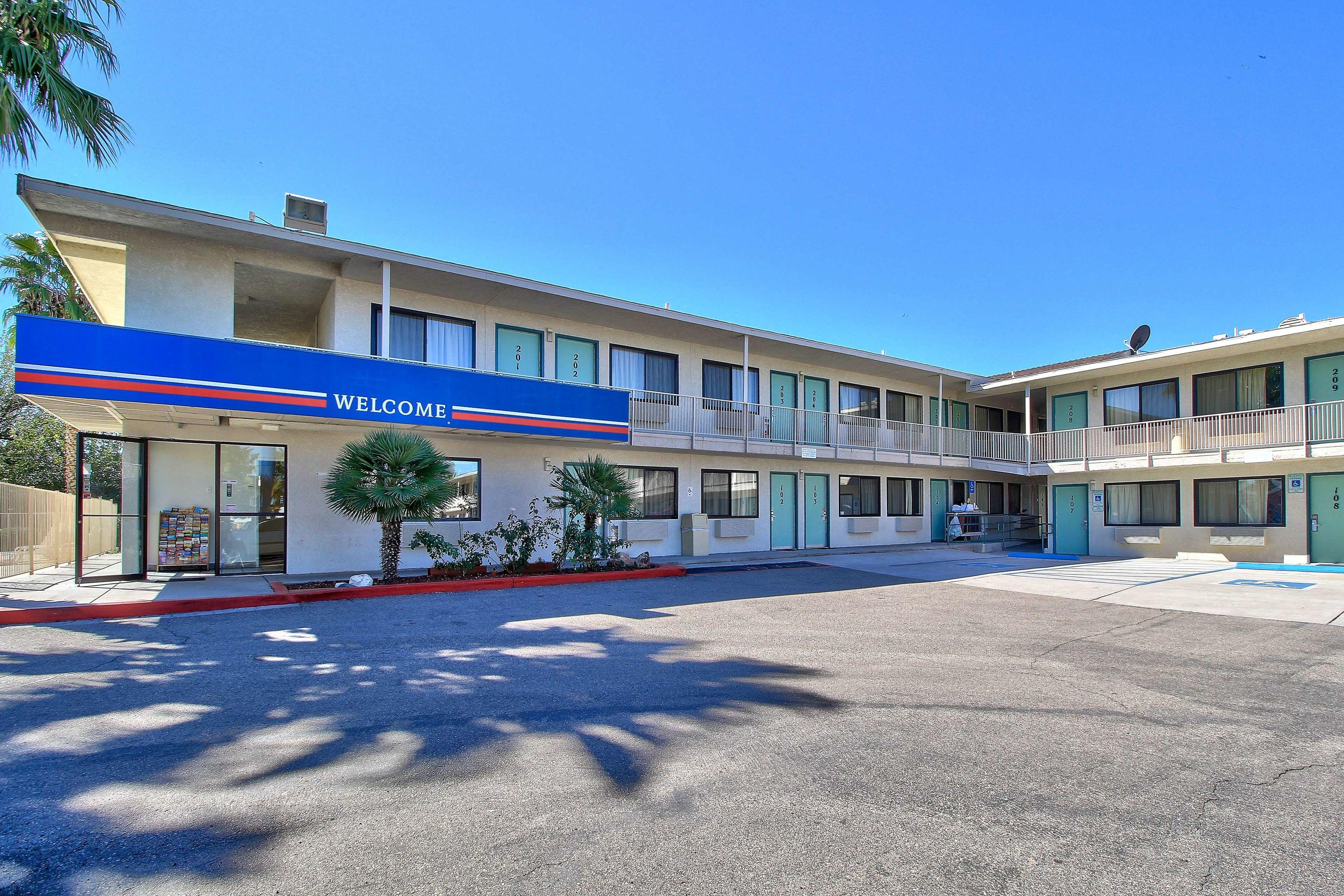 Motel 6 Nogales — photo 5