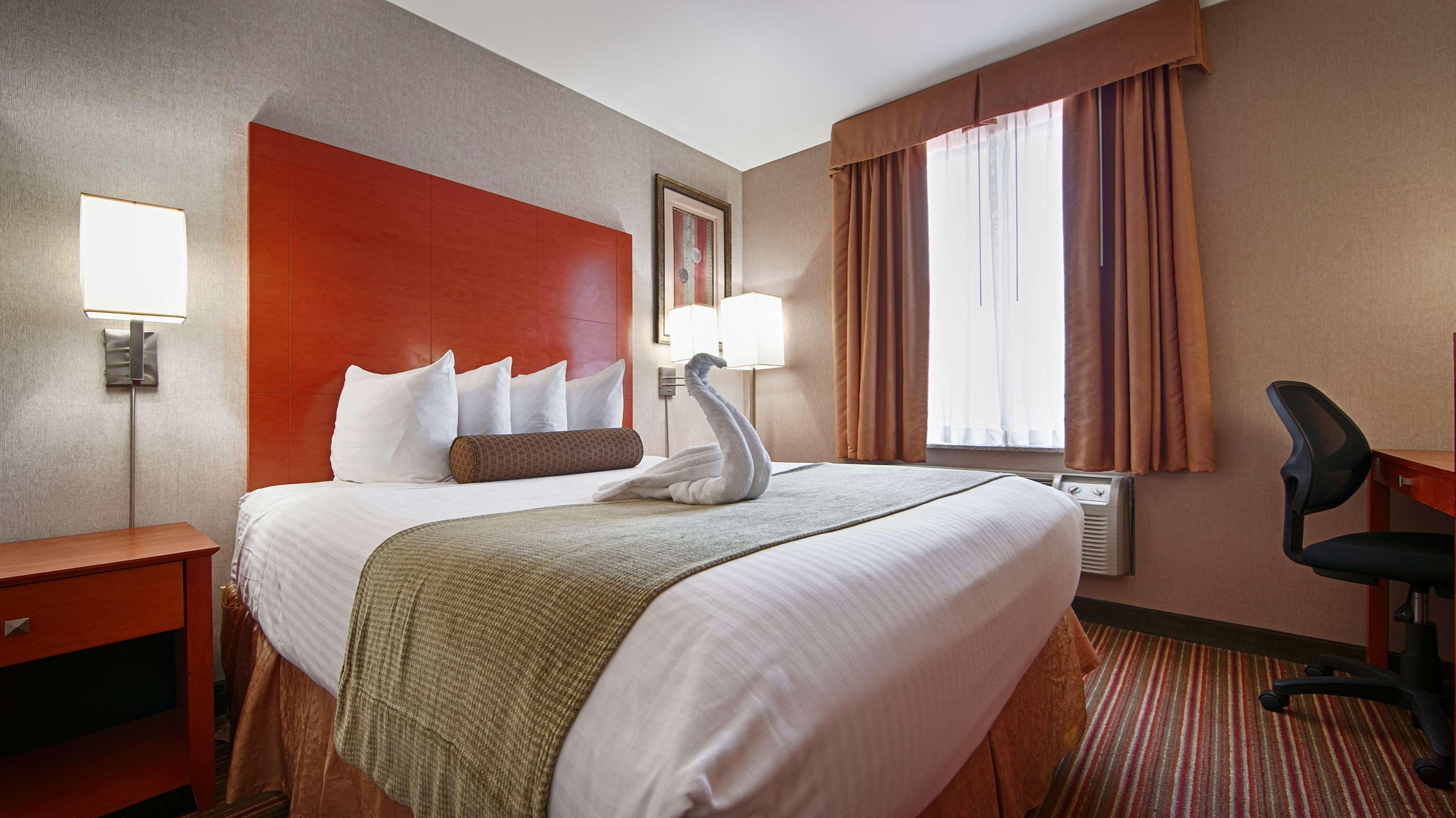 Best Western JFK Airport Hotel — photo 4