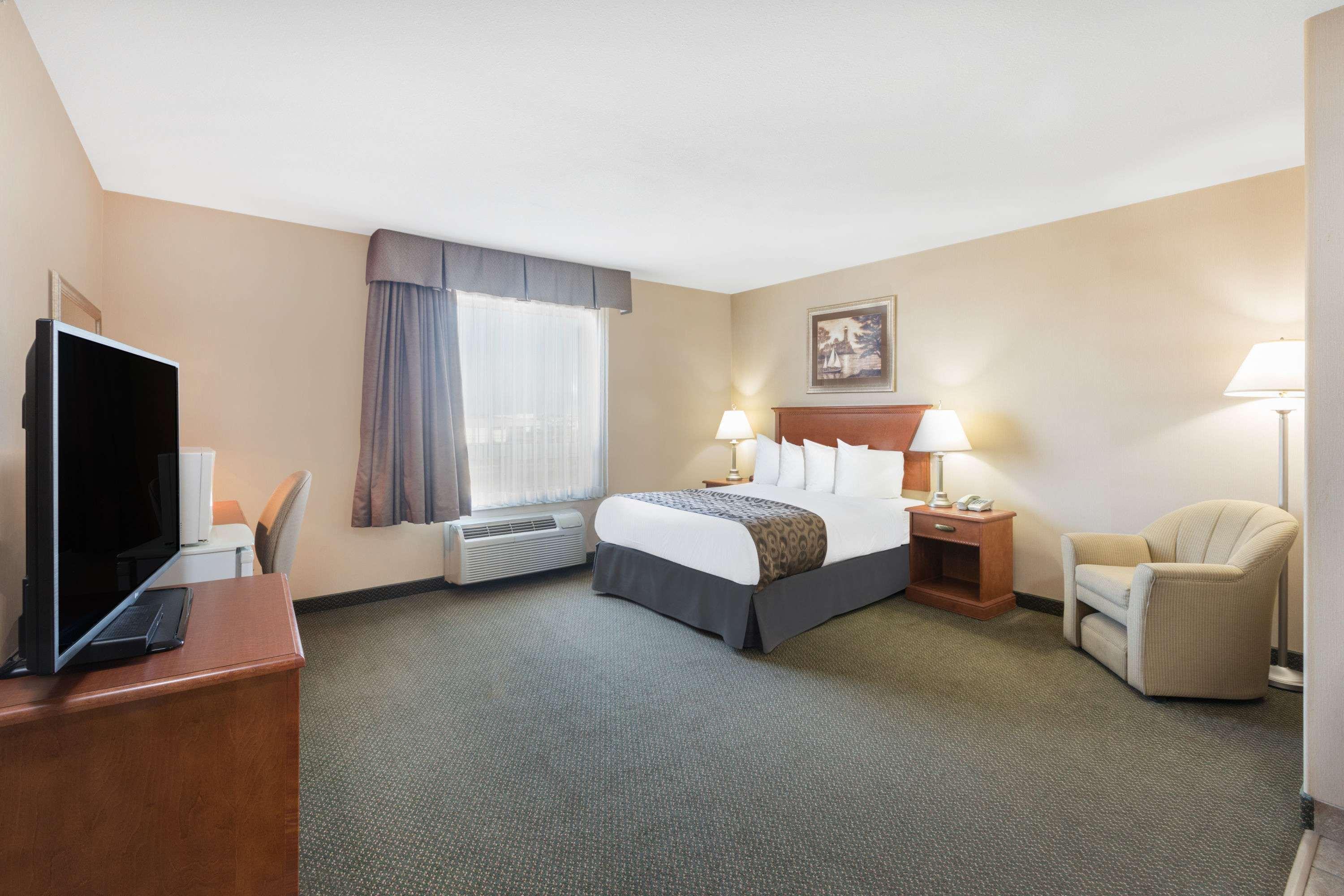 Ramada Clairmont/Grande Prairie — photo 5