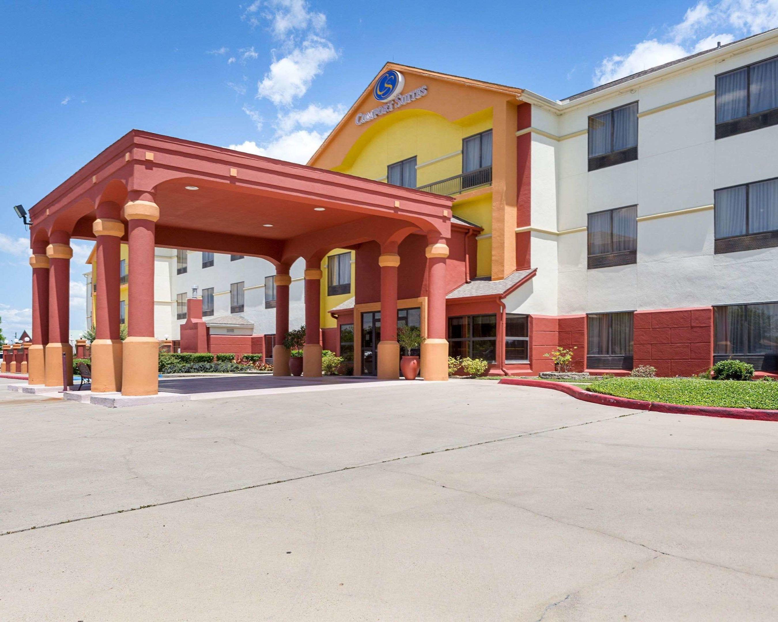 Comfort Suites La Porte — photo 4