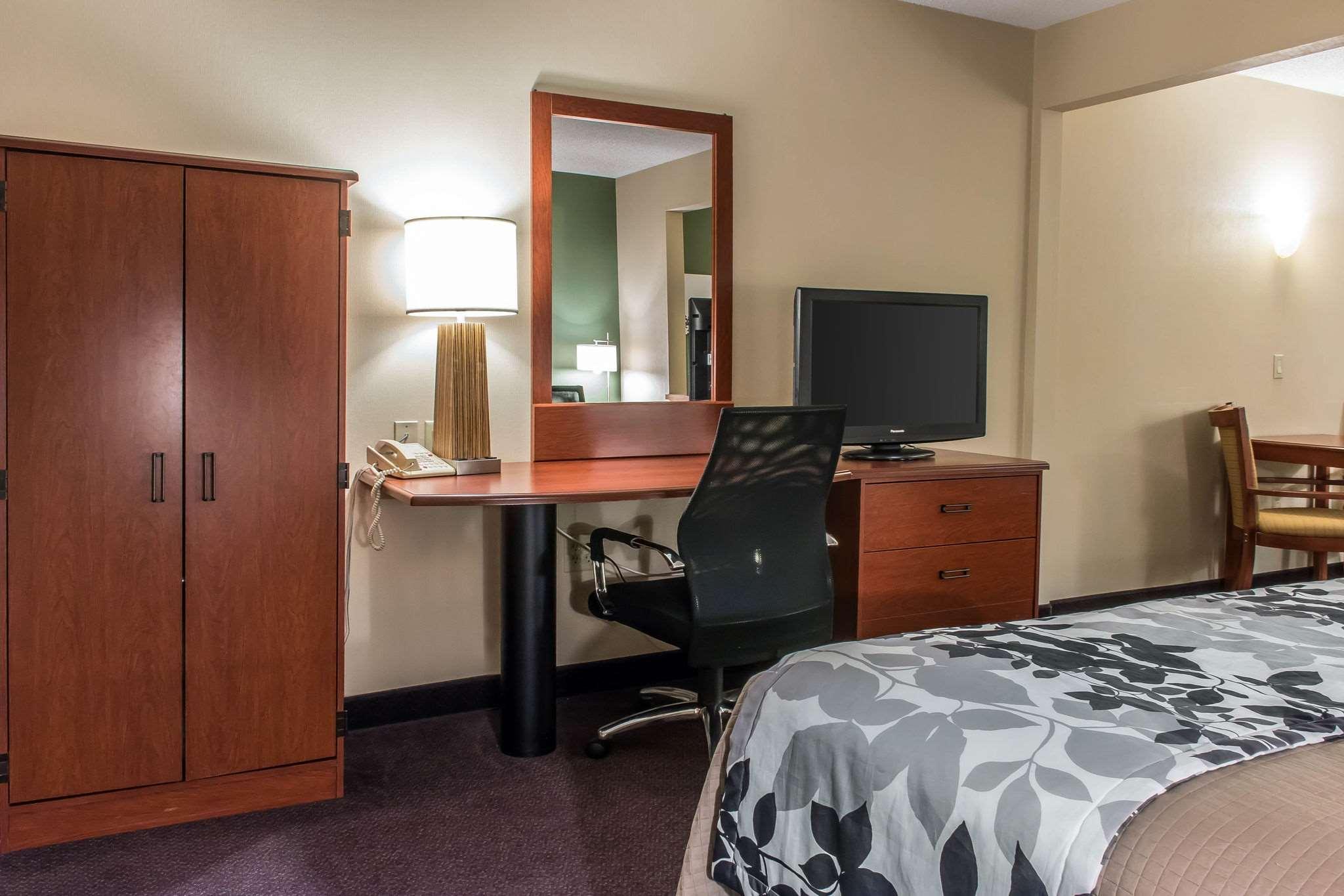 Sleep Inn & Suites of Lancaster County — photo 5