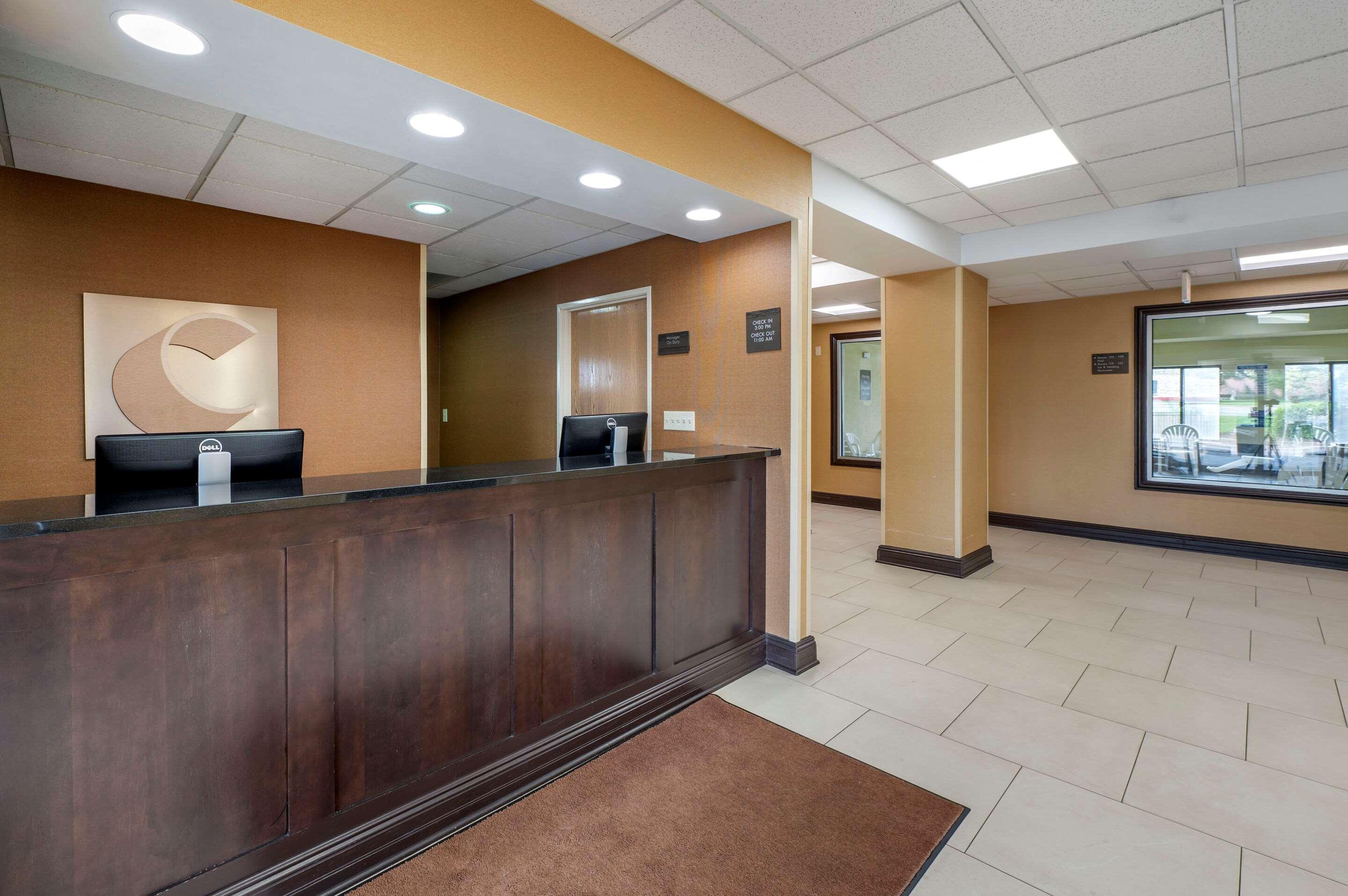 Comfort Inn East — photo 5