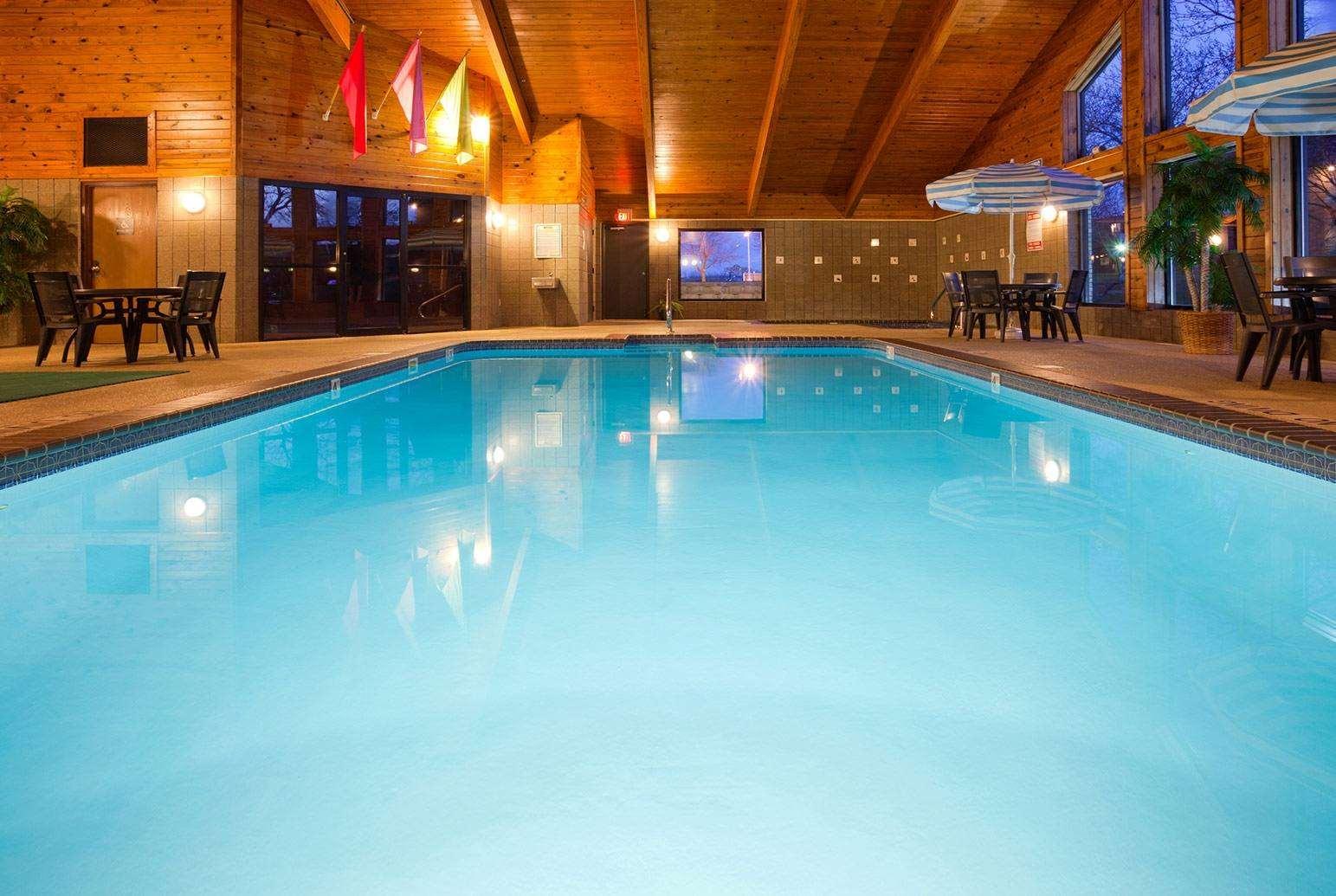 AmericInn Lodge & Suites Silver City — photo 4
