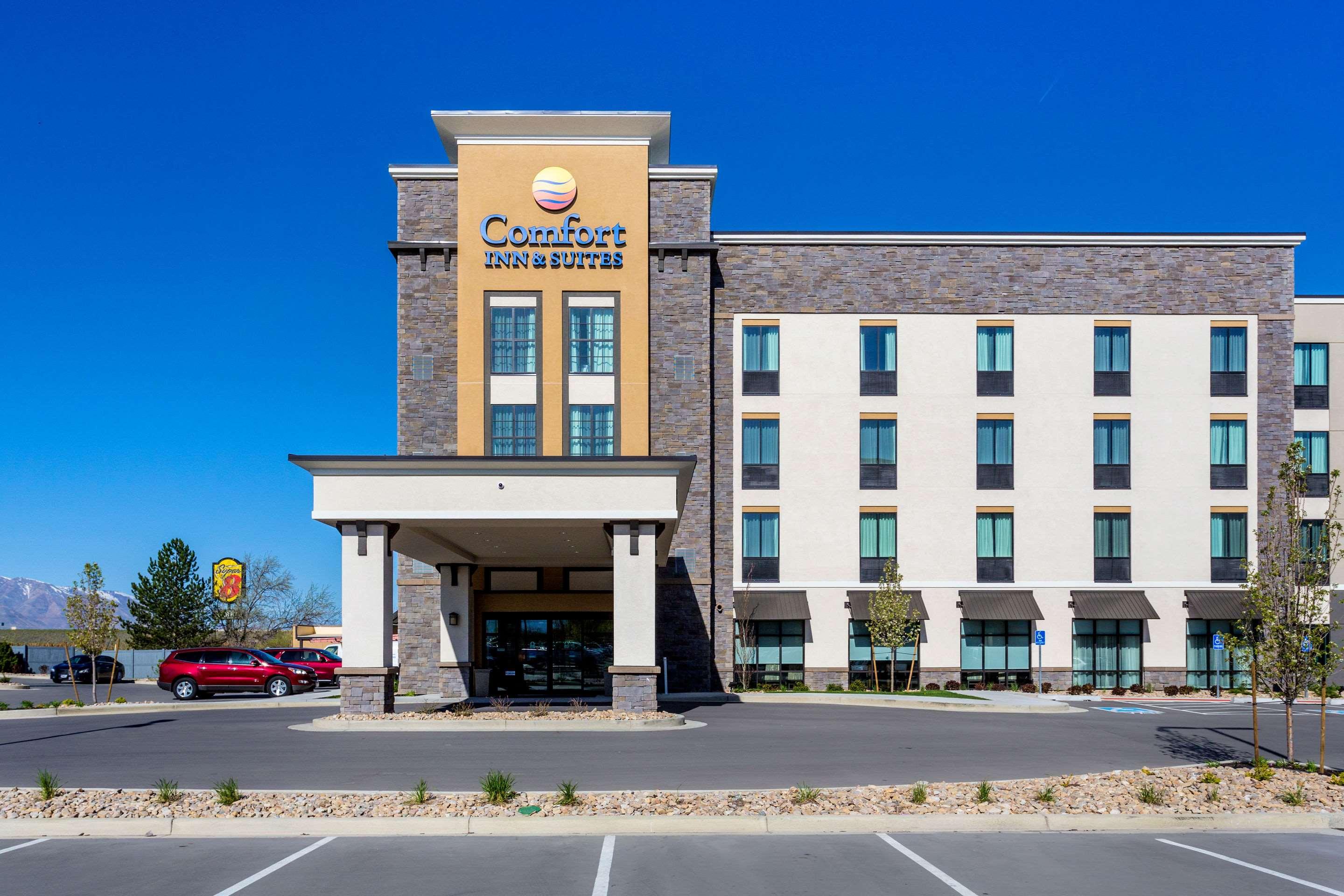 Comfort Inn & Suites Salt Lake City Airport — photo 3