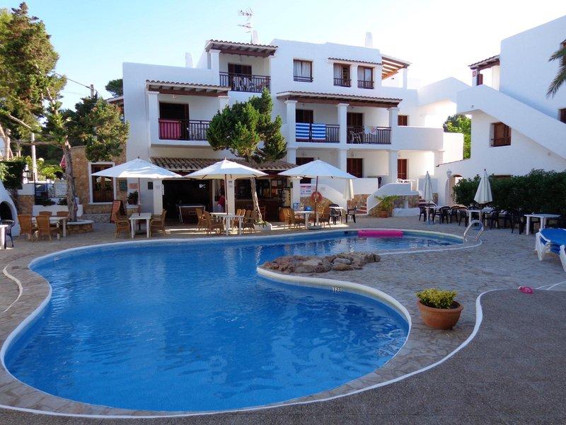 Benet Los Pinares Apartments — photo 4