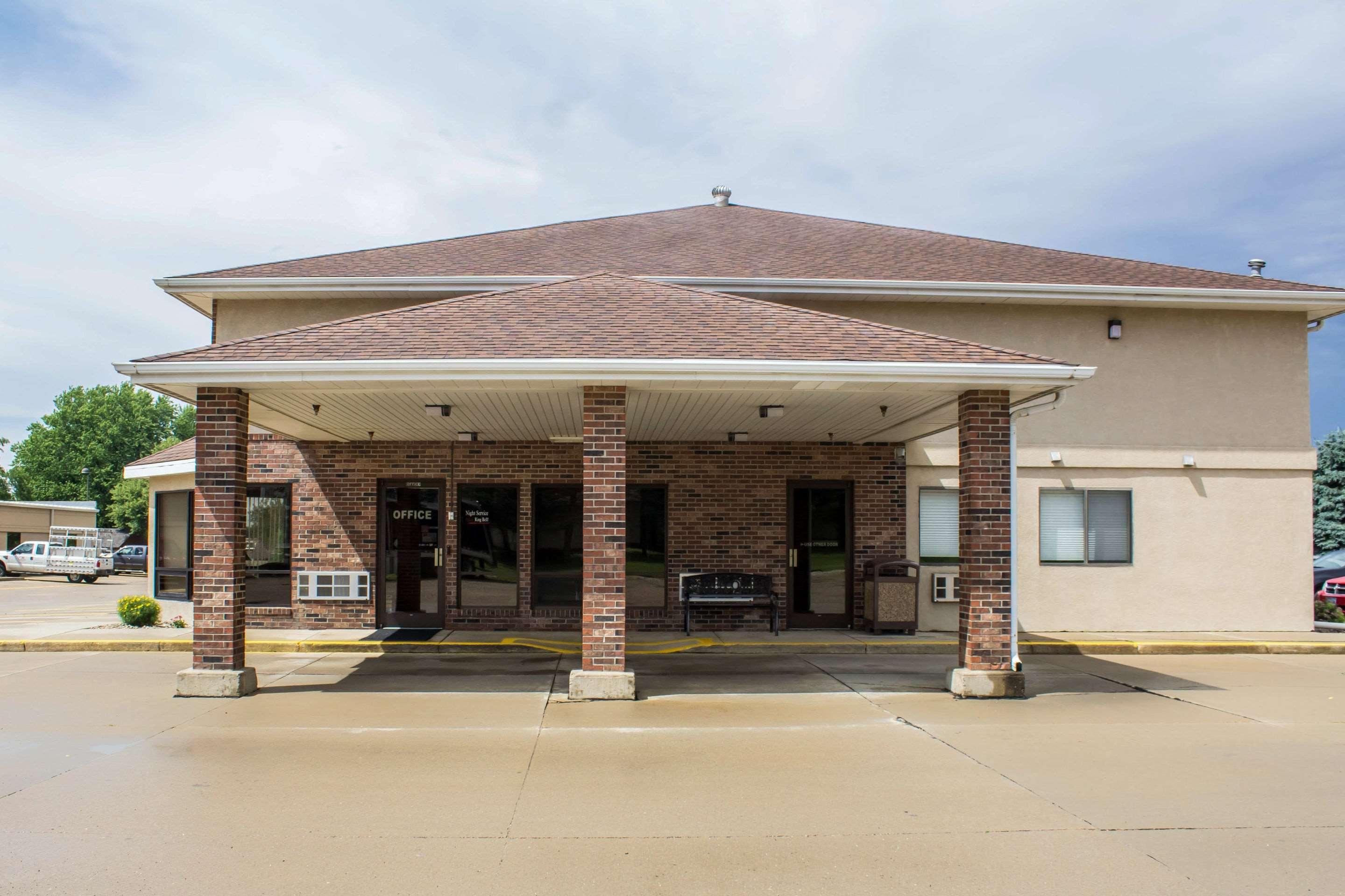Econo Lodge Sioux Center — photo 5