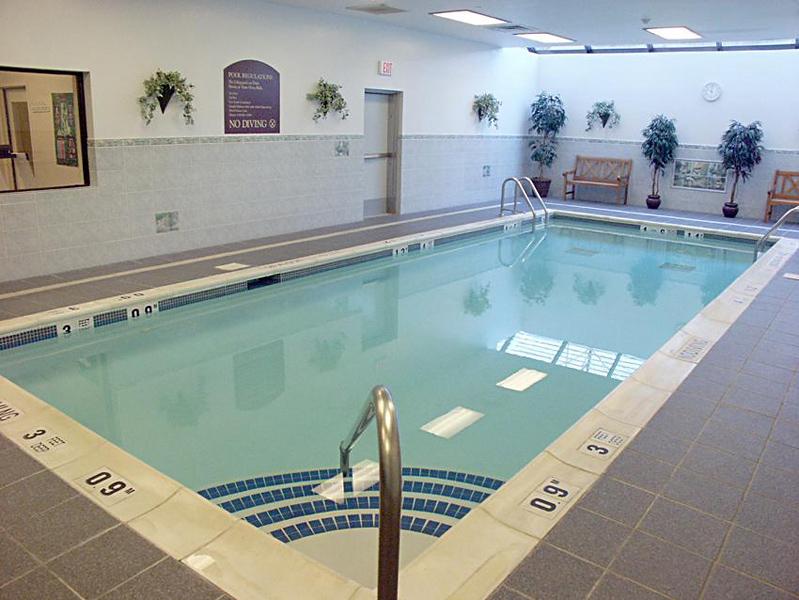 Holiday Inn Express Hauppauge-Long Island — photo 4