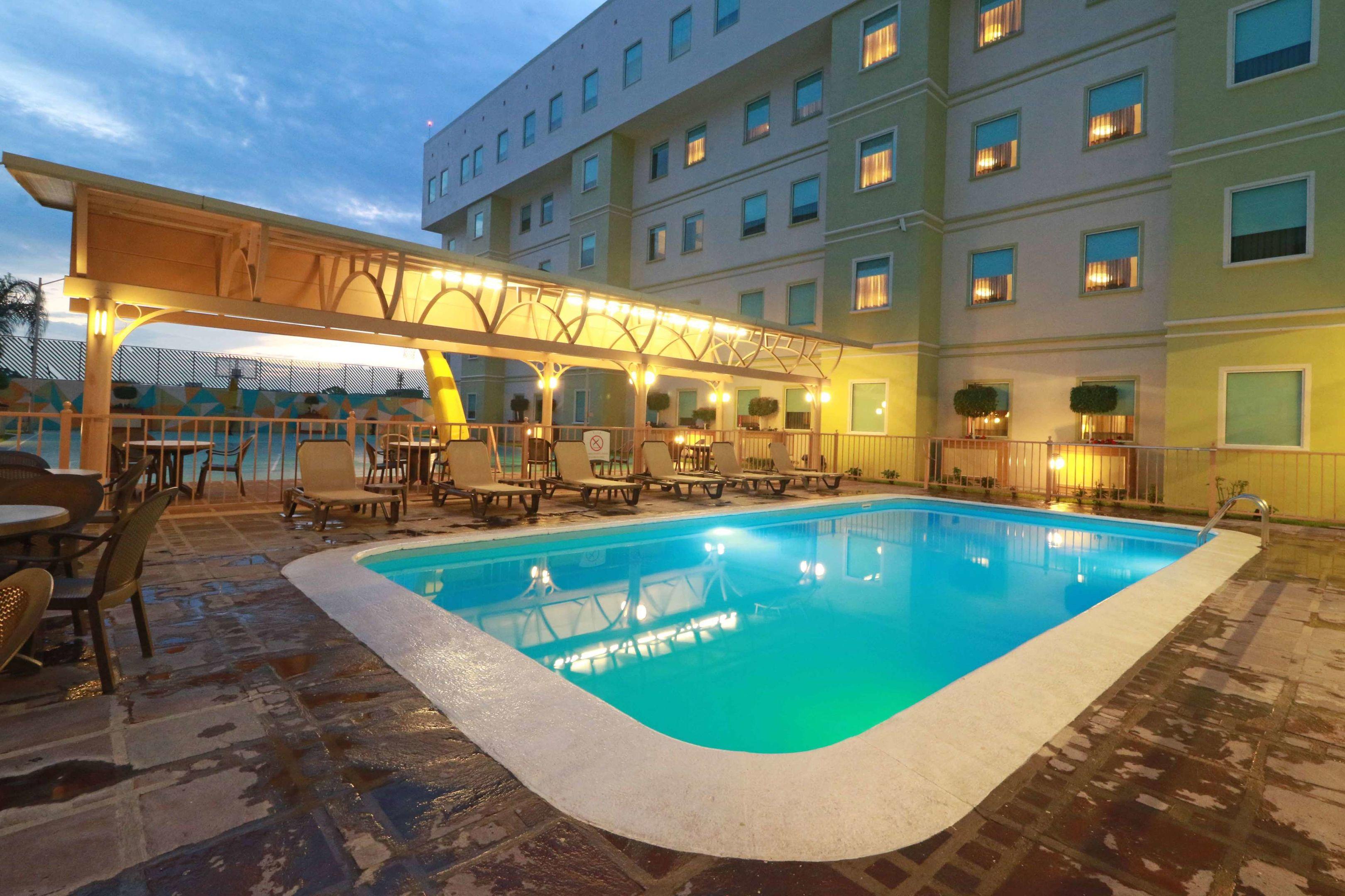 Excellence Express & Suites — photo 5