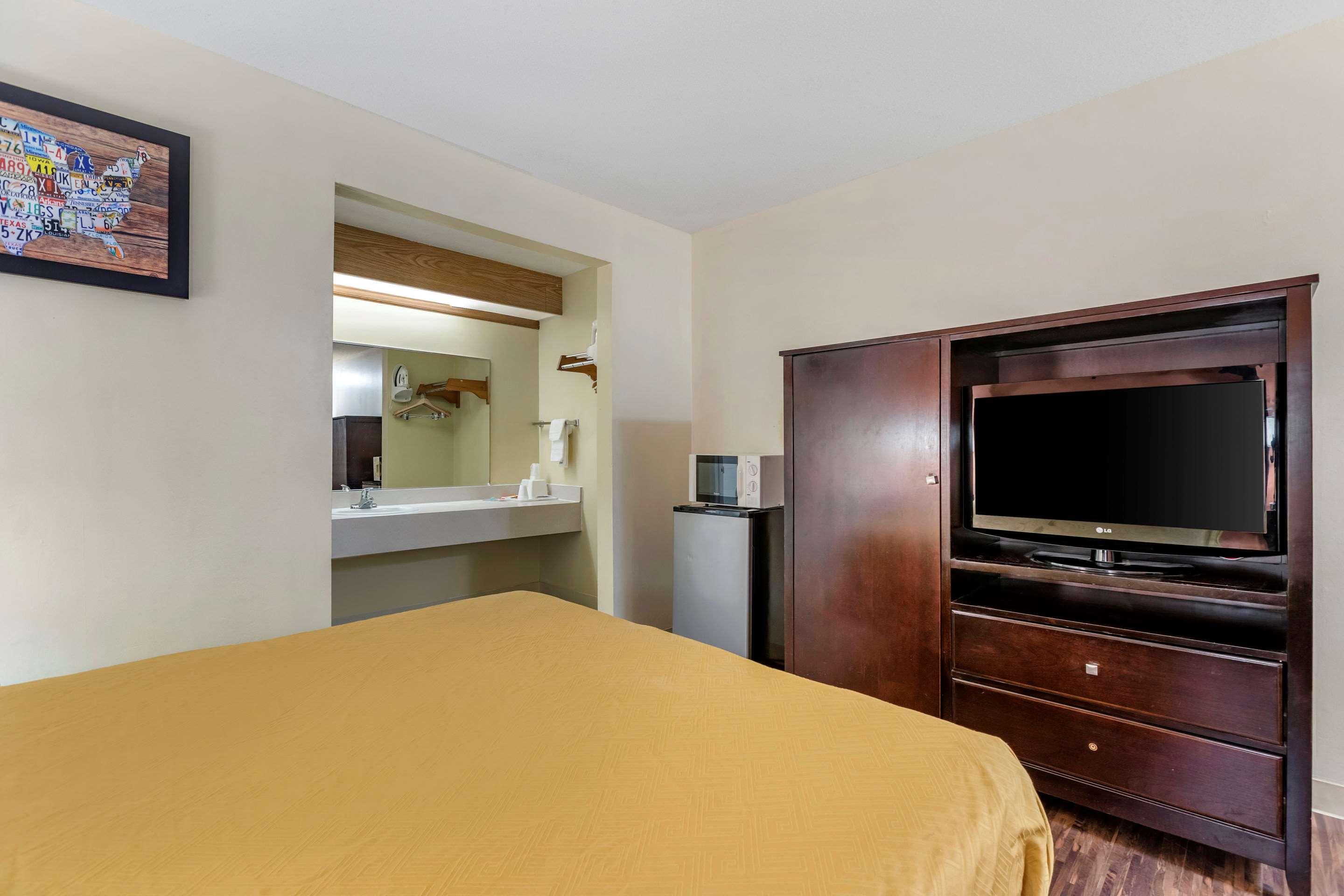 Econo Lodge — photo 4