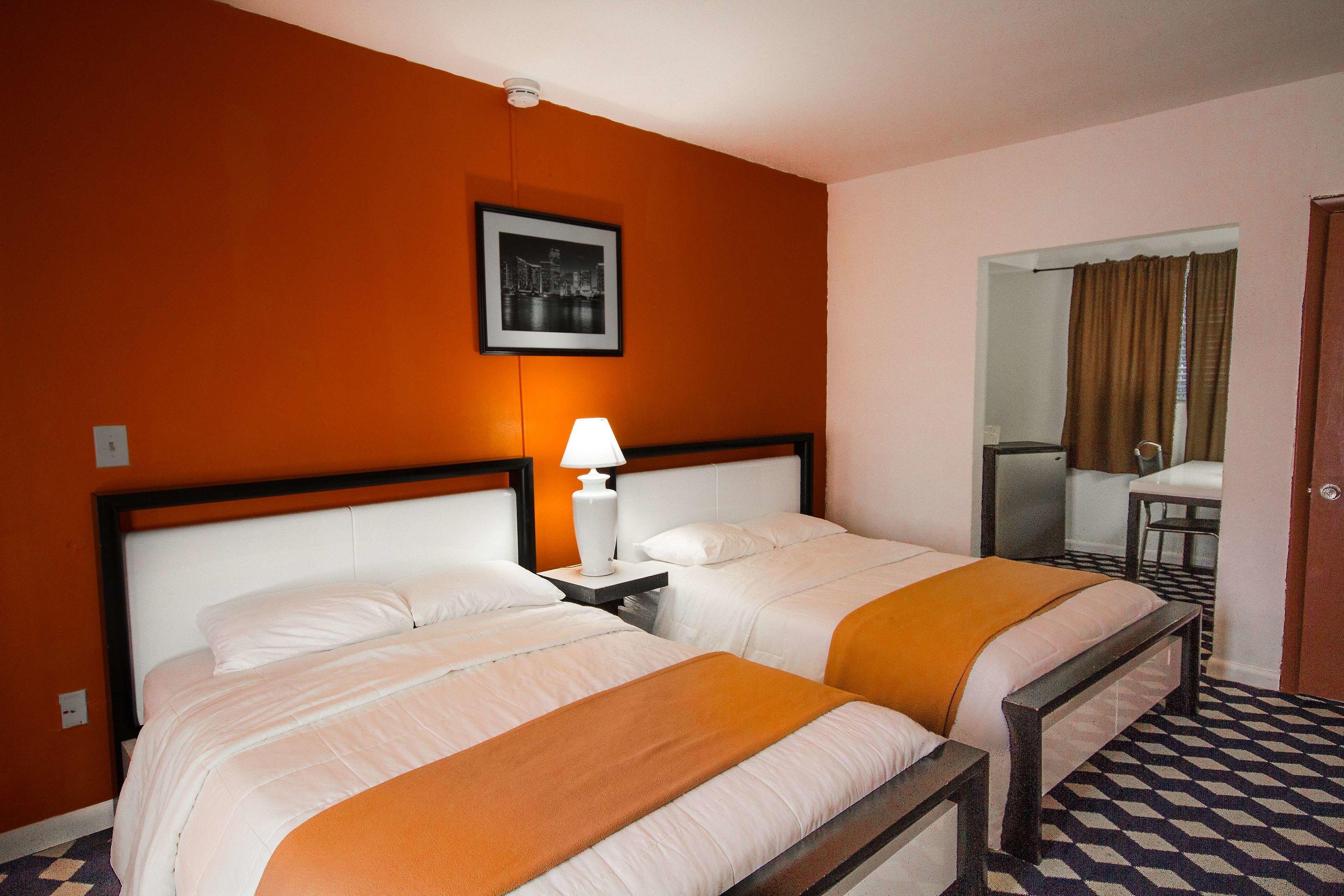 Travelodge by Wyndham Miami Biscayne Bay — photo 4