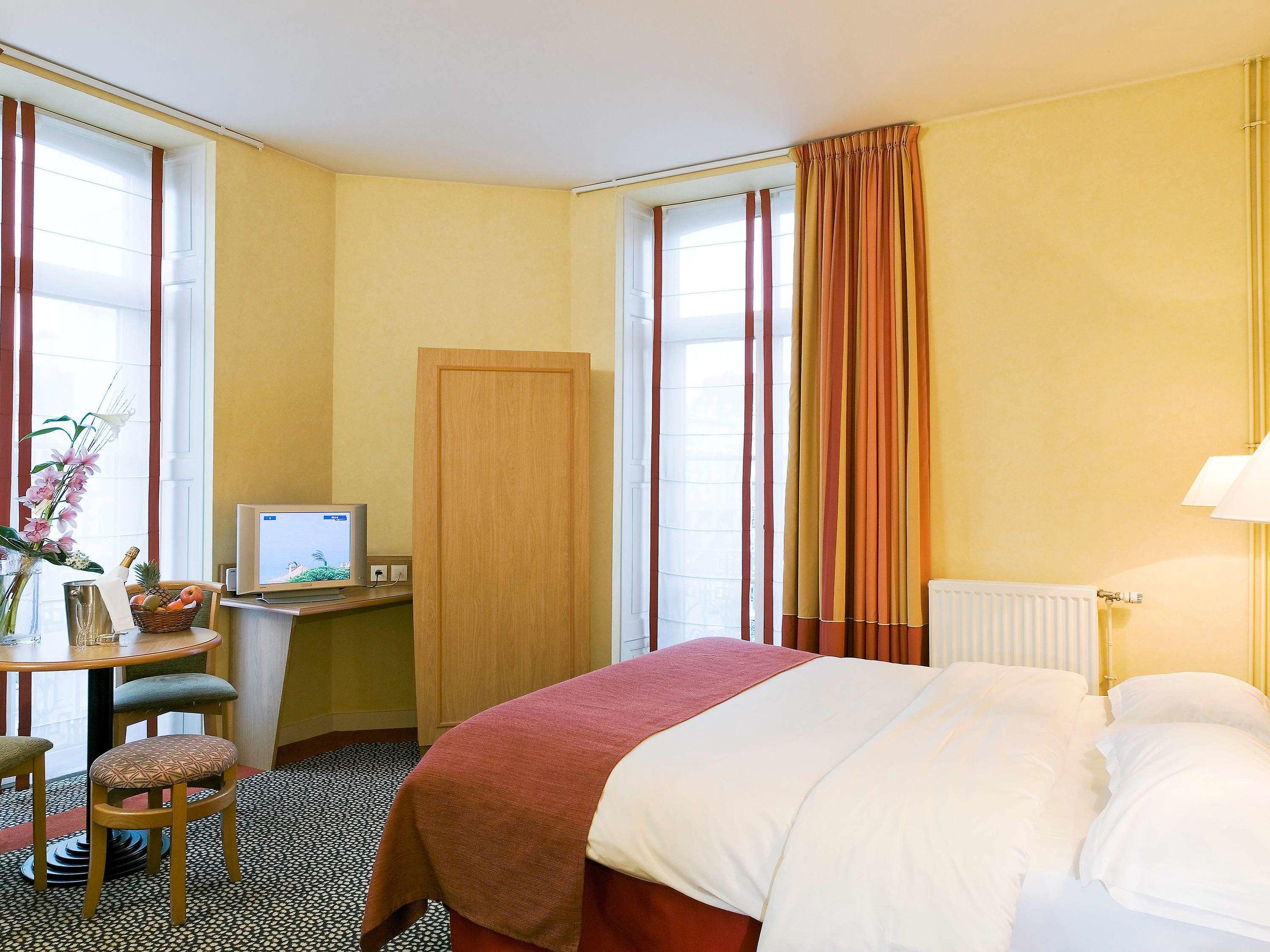 Mercure Rennes Place Bretagne Hotel — photo 4