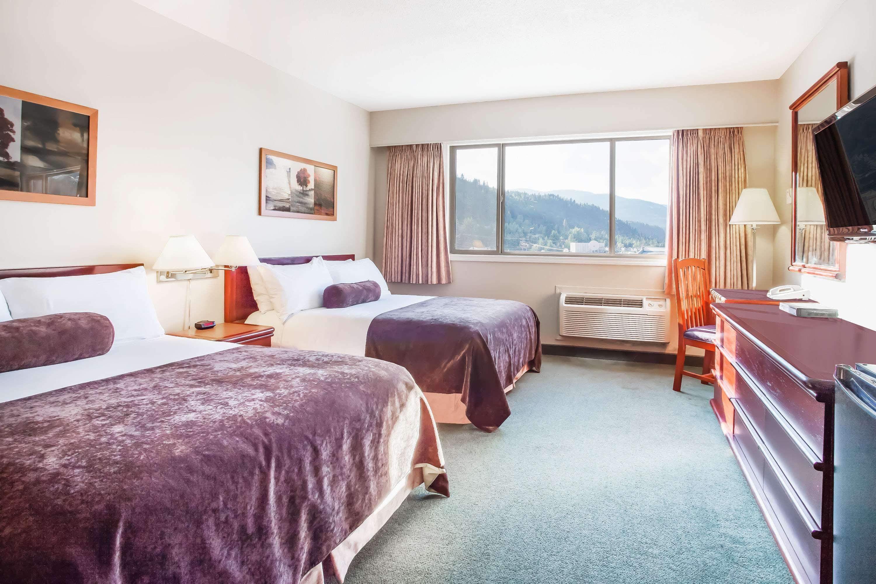 Super 8 by Wyndham Castlegar BC — photo 5