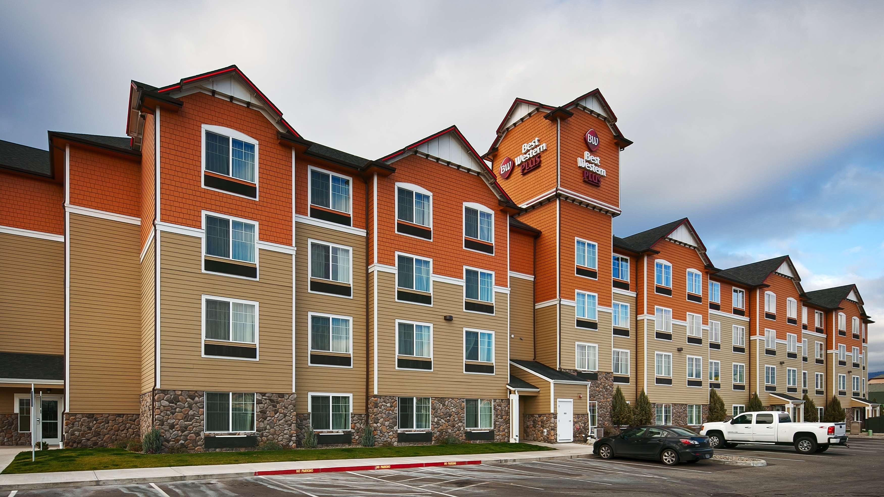 Best Western Plus Peppertree Inn at Omak — photo 4