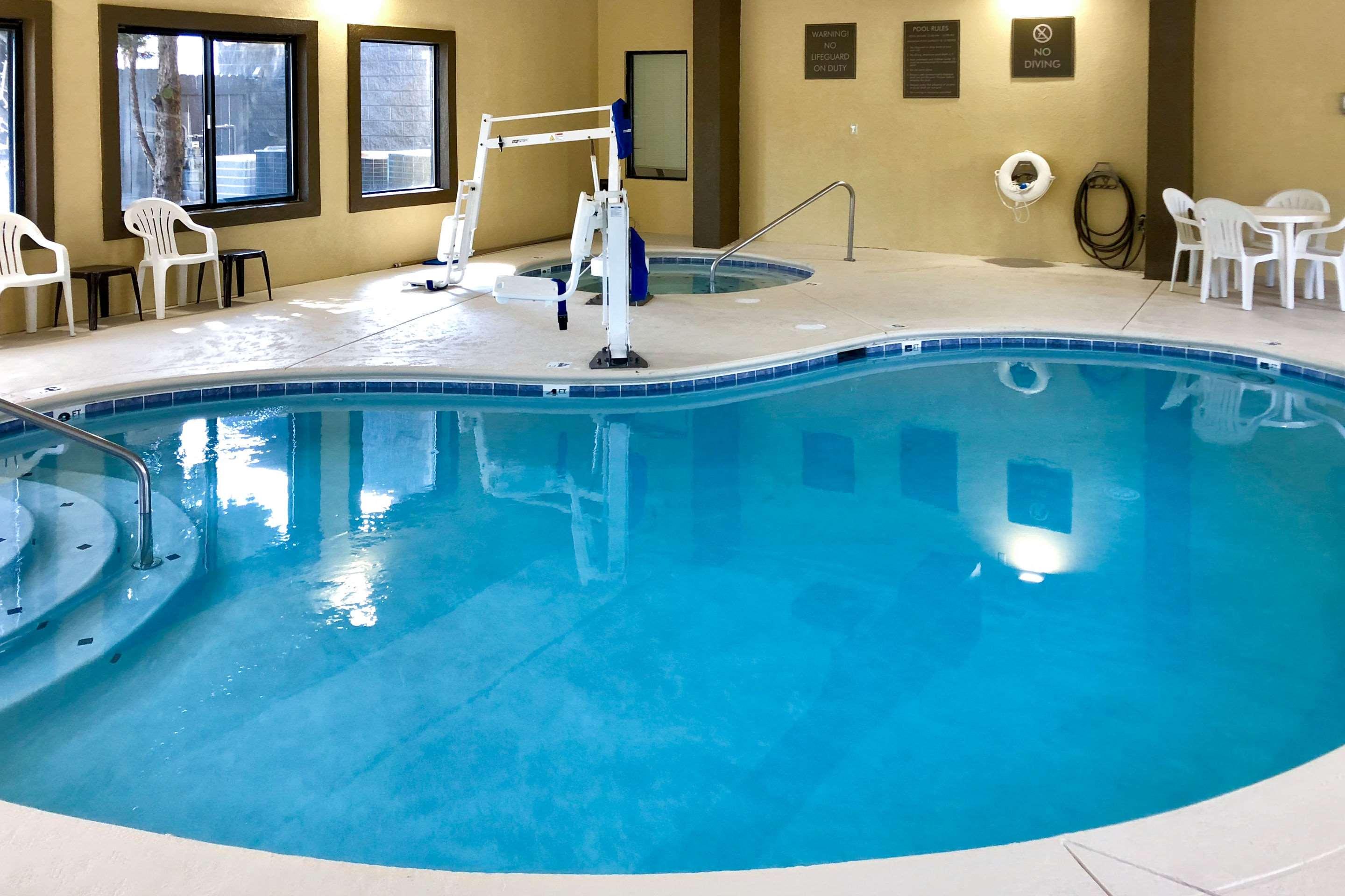 Comfort Suites Pigeon Forge — photo 4