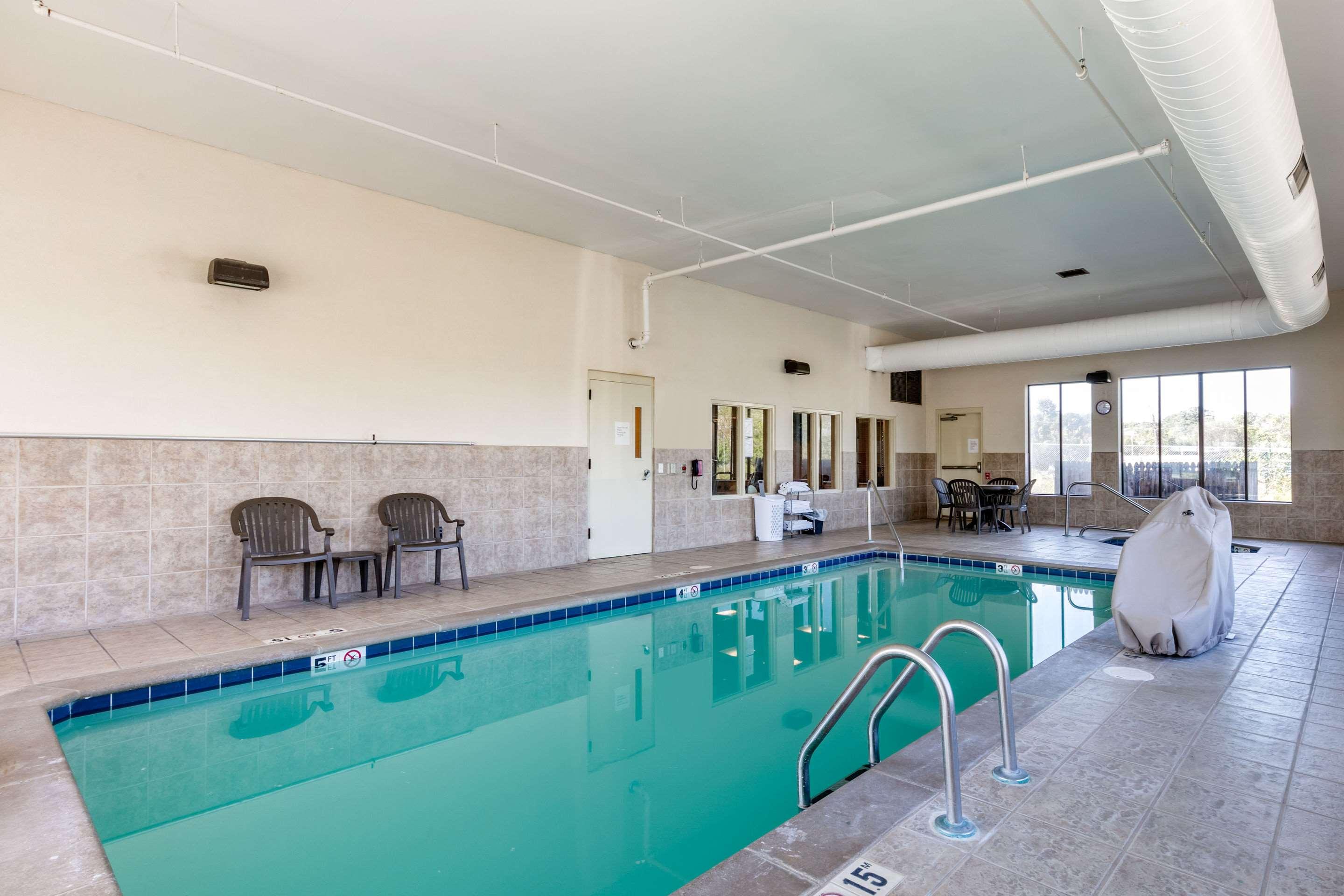Comfort Inn Powell - Knoxville North — photo 4