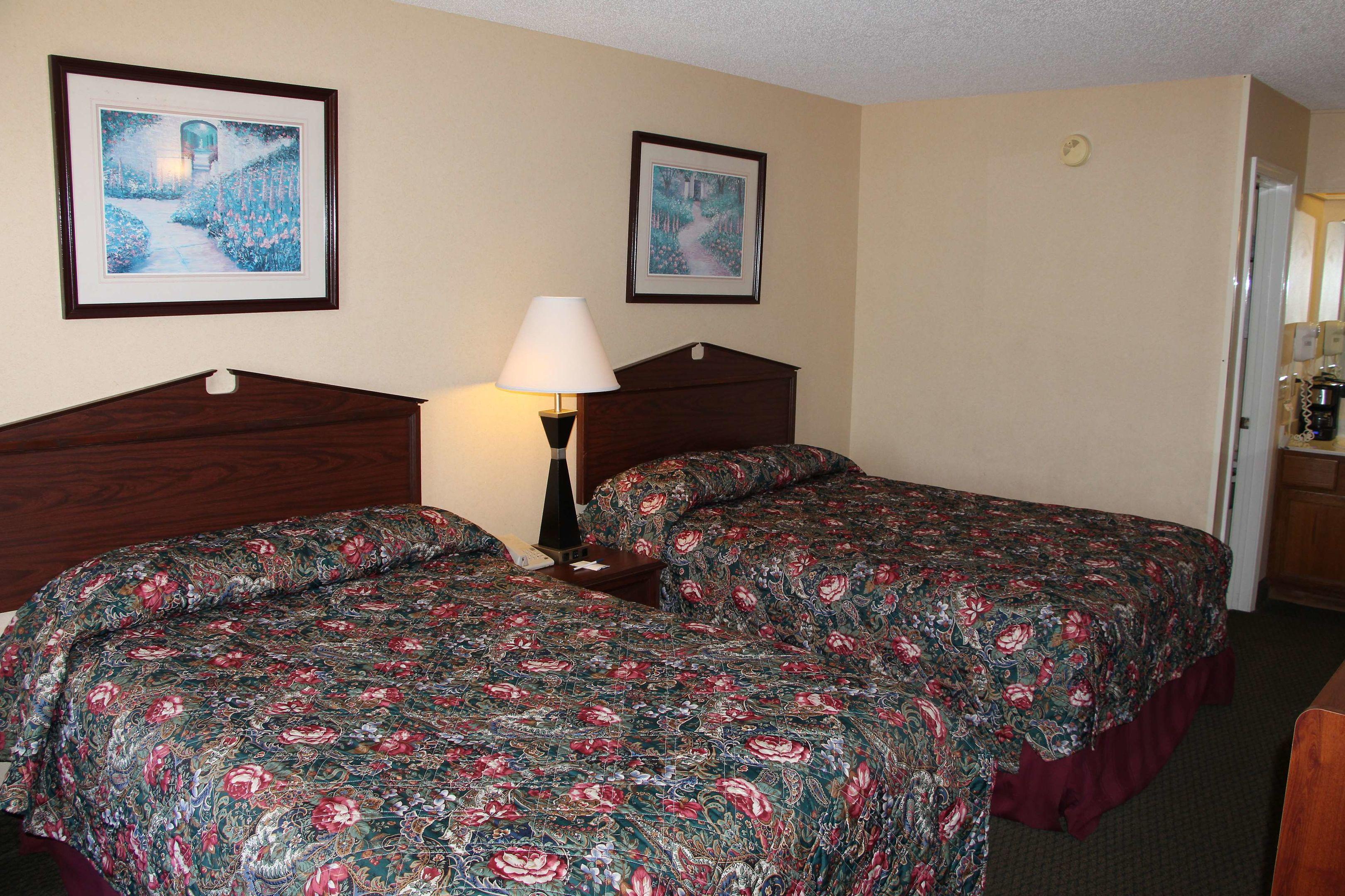 Jameson Inn Douglas — photo 5