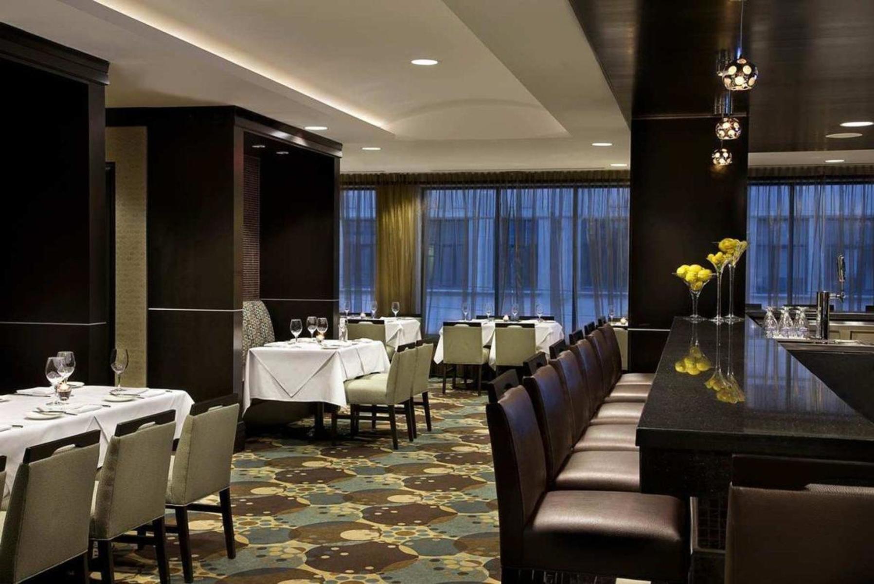 Hilton Garden Inn Toronto Downtown — photo 4