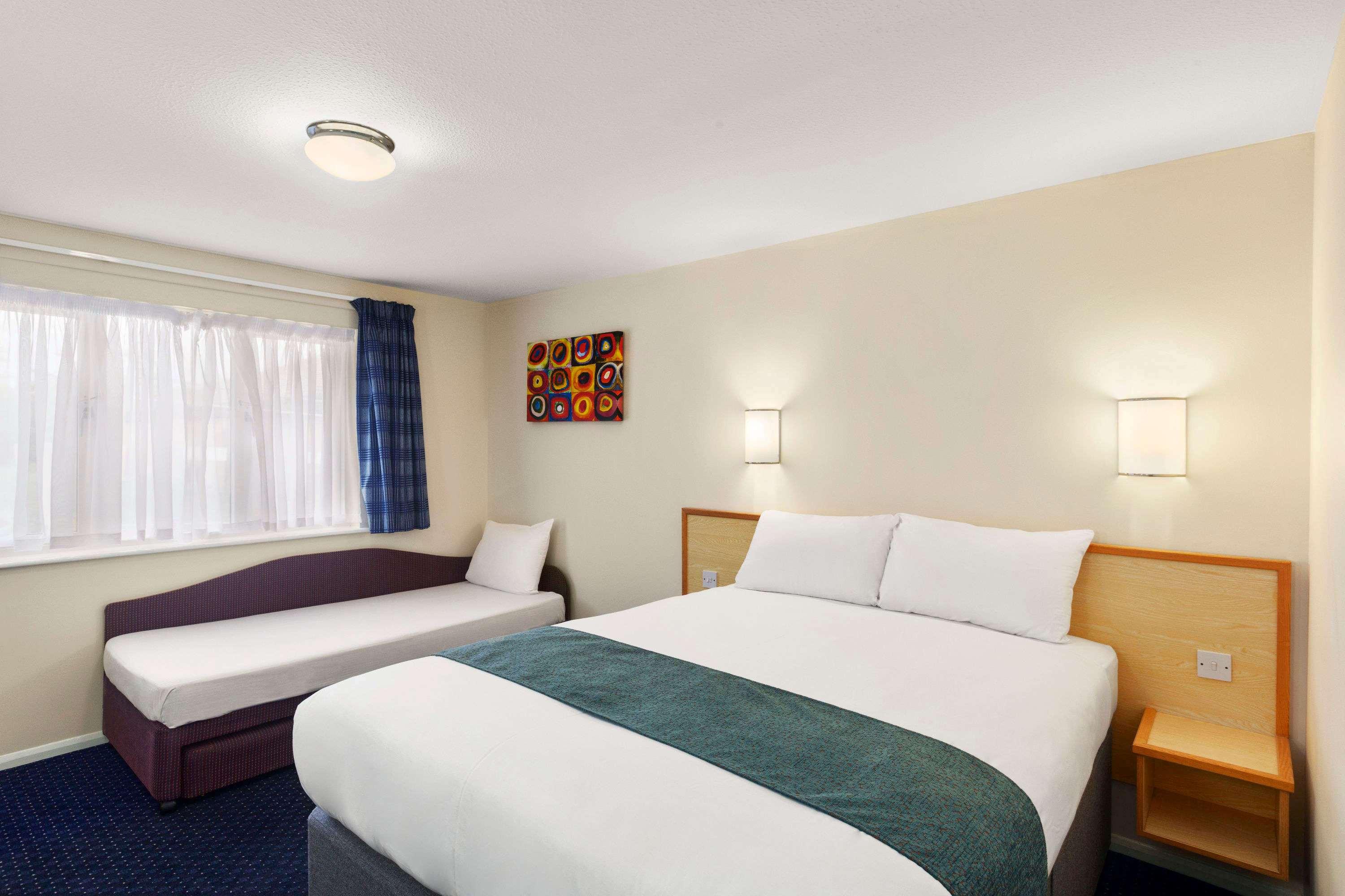 Days Inn Sutton Scotney South — photo 4