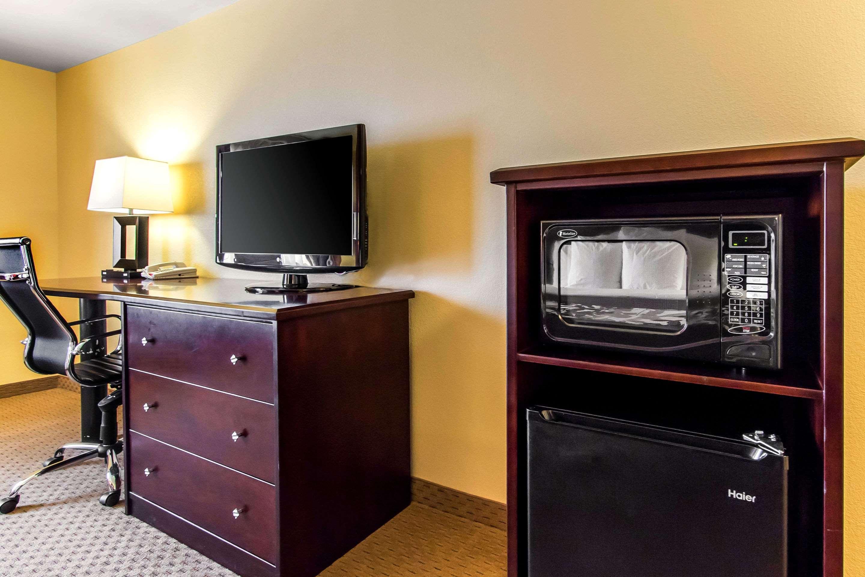 Sleep Inn & Suites — photo 5