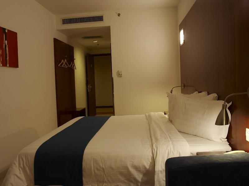 Ramada Encore Hotel Wuxi — photo 4