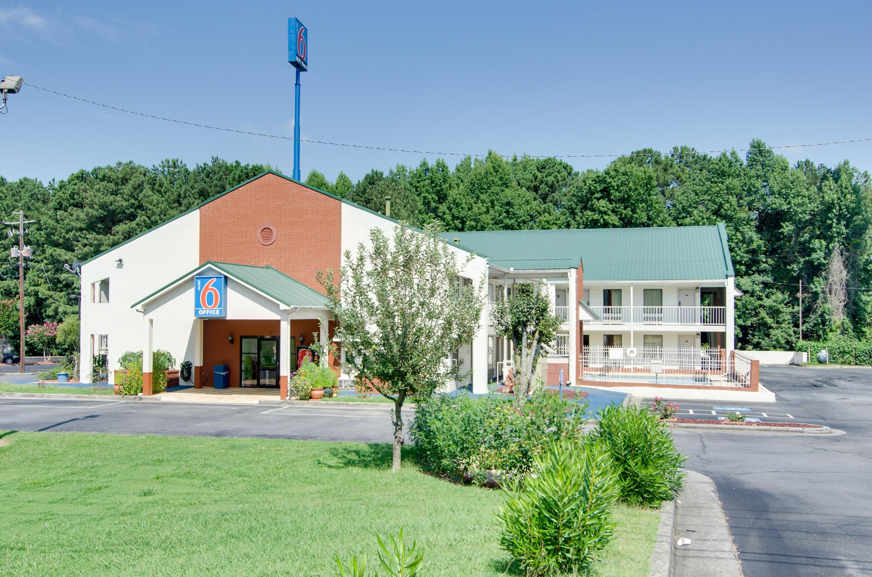 Motel 6 Cartersville — photo 4