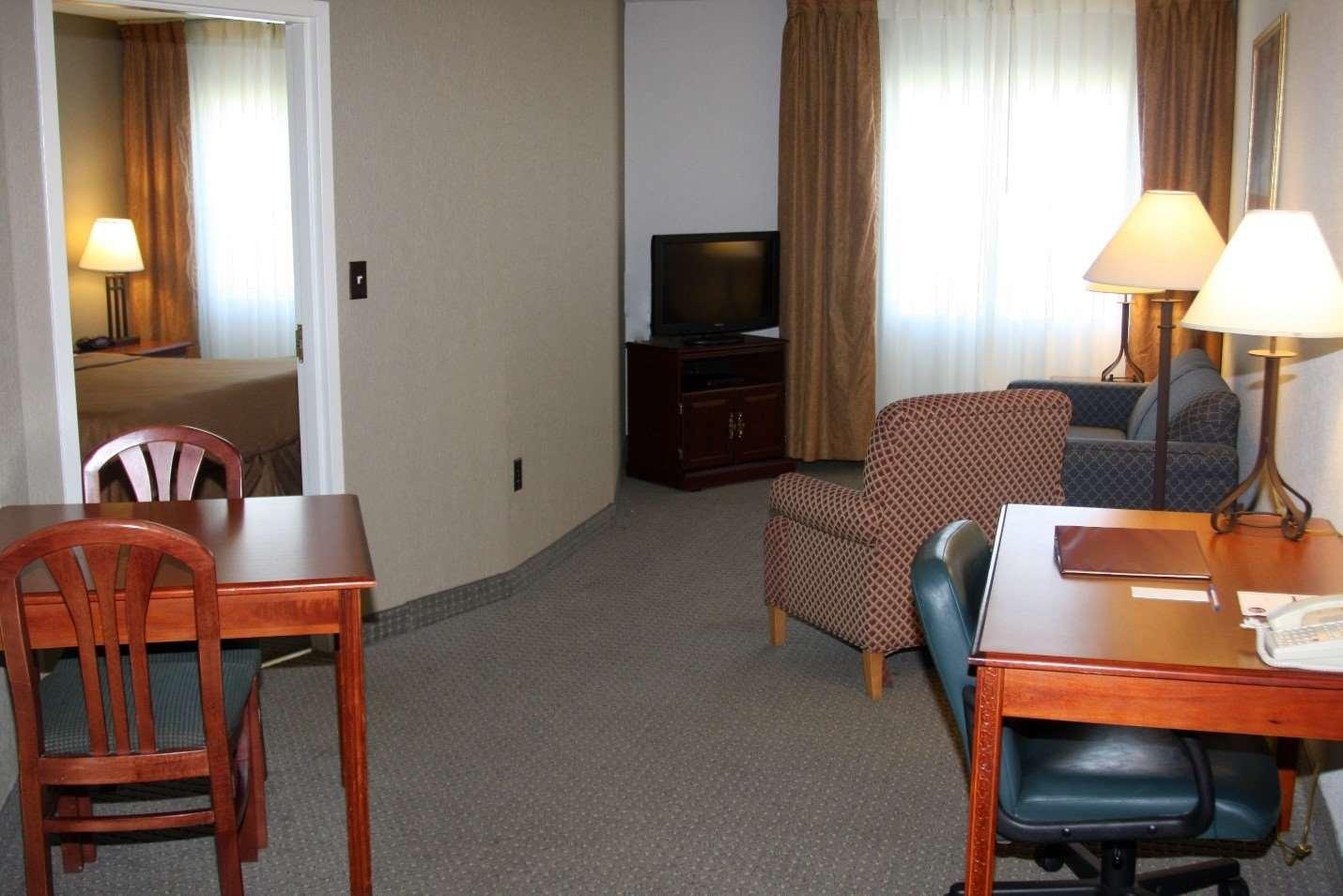 Host Inn 'All Suites' Hotel — photo 3