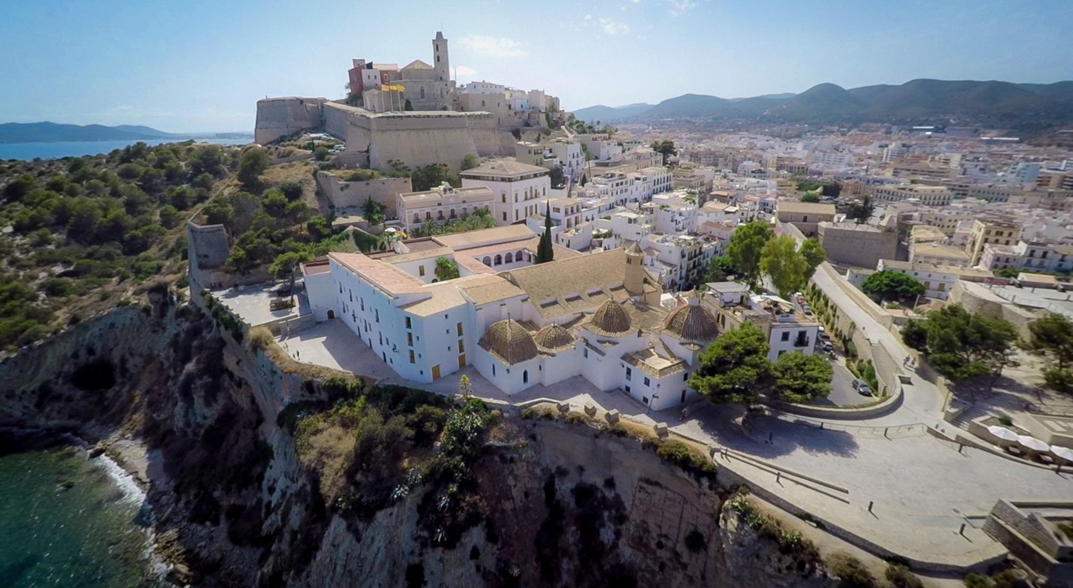 Mirador de Dalt Vila — photo 4