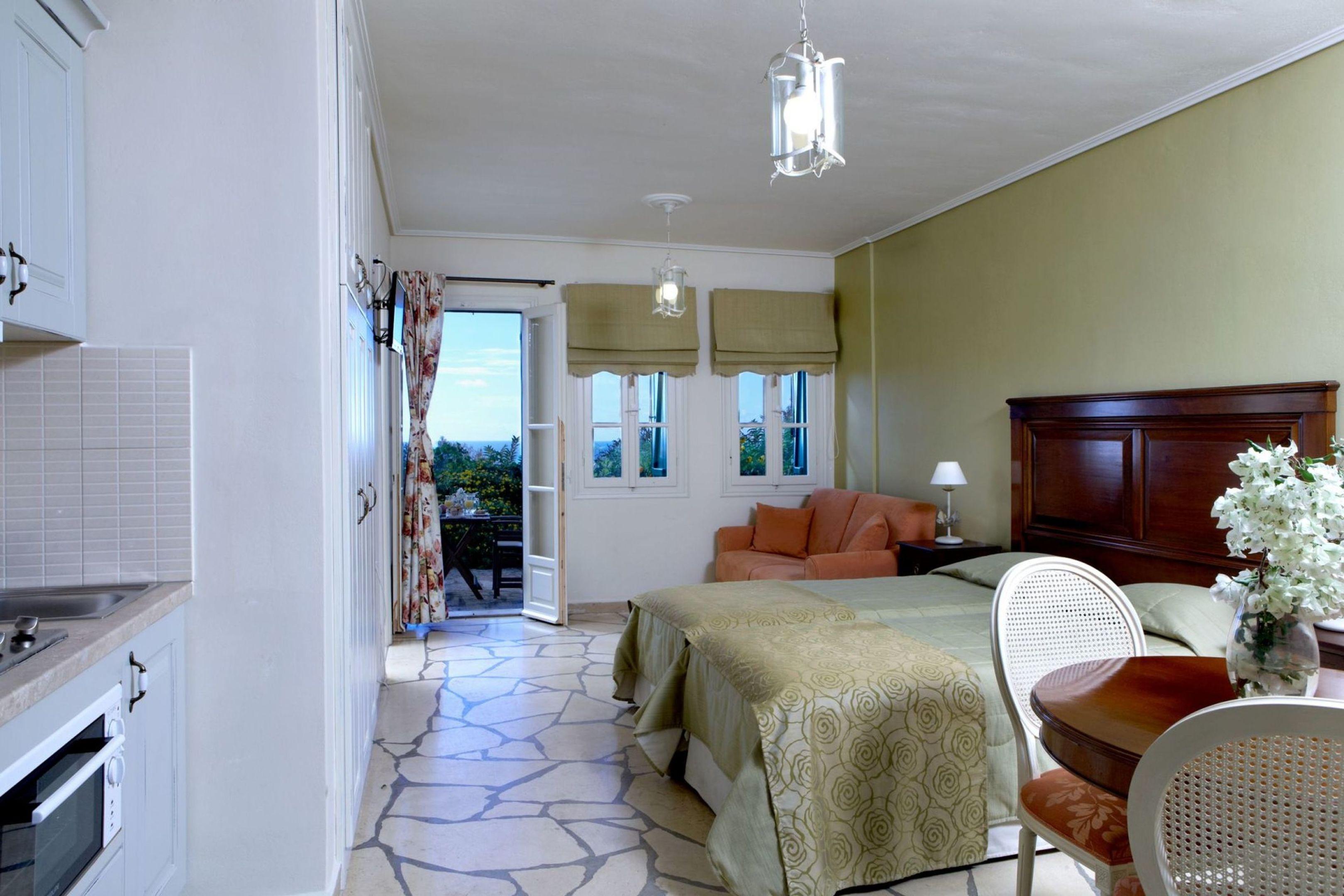 Dafnoudi Hotel & Apartments — photo 5