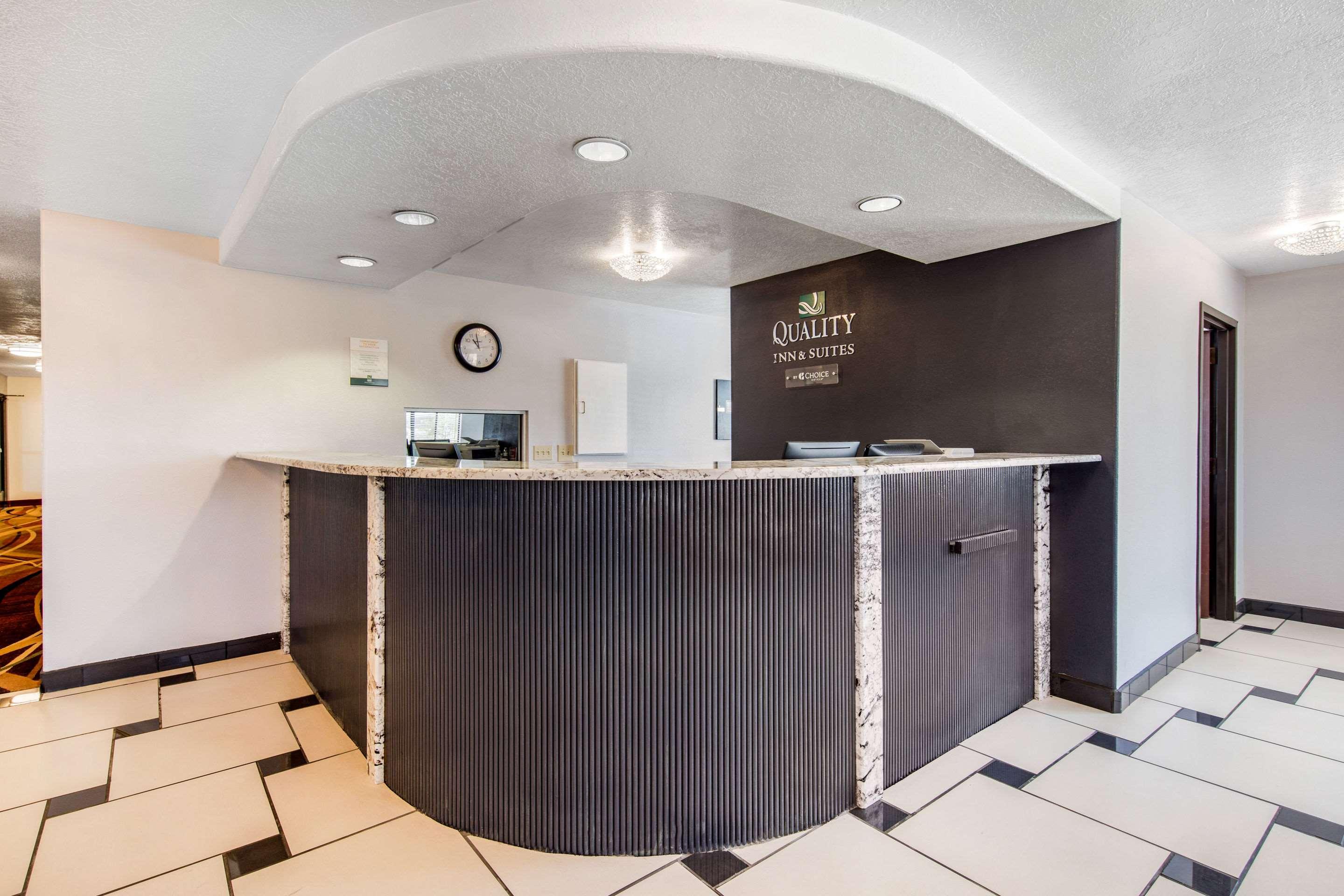 Quality Inn & Suites — photo 4