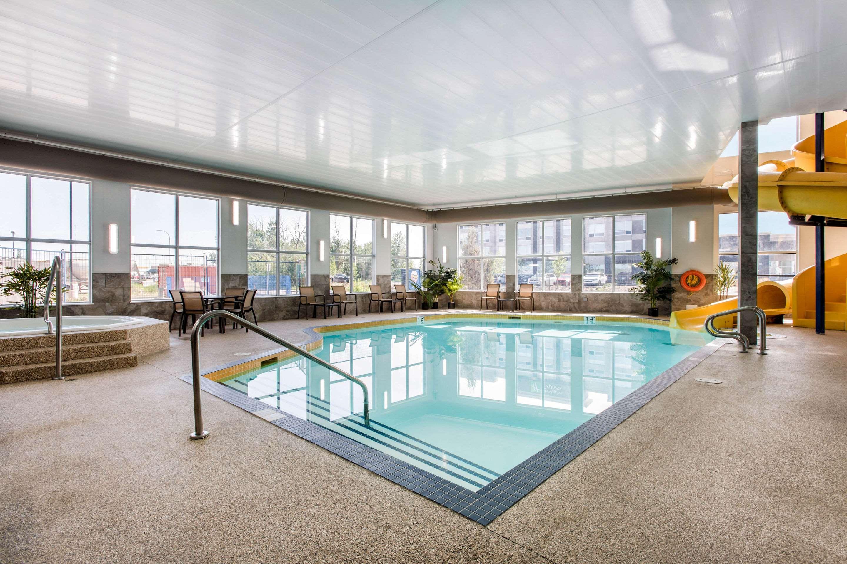 Comfort Inn & Suites Red Deer — photo 5