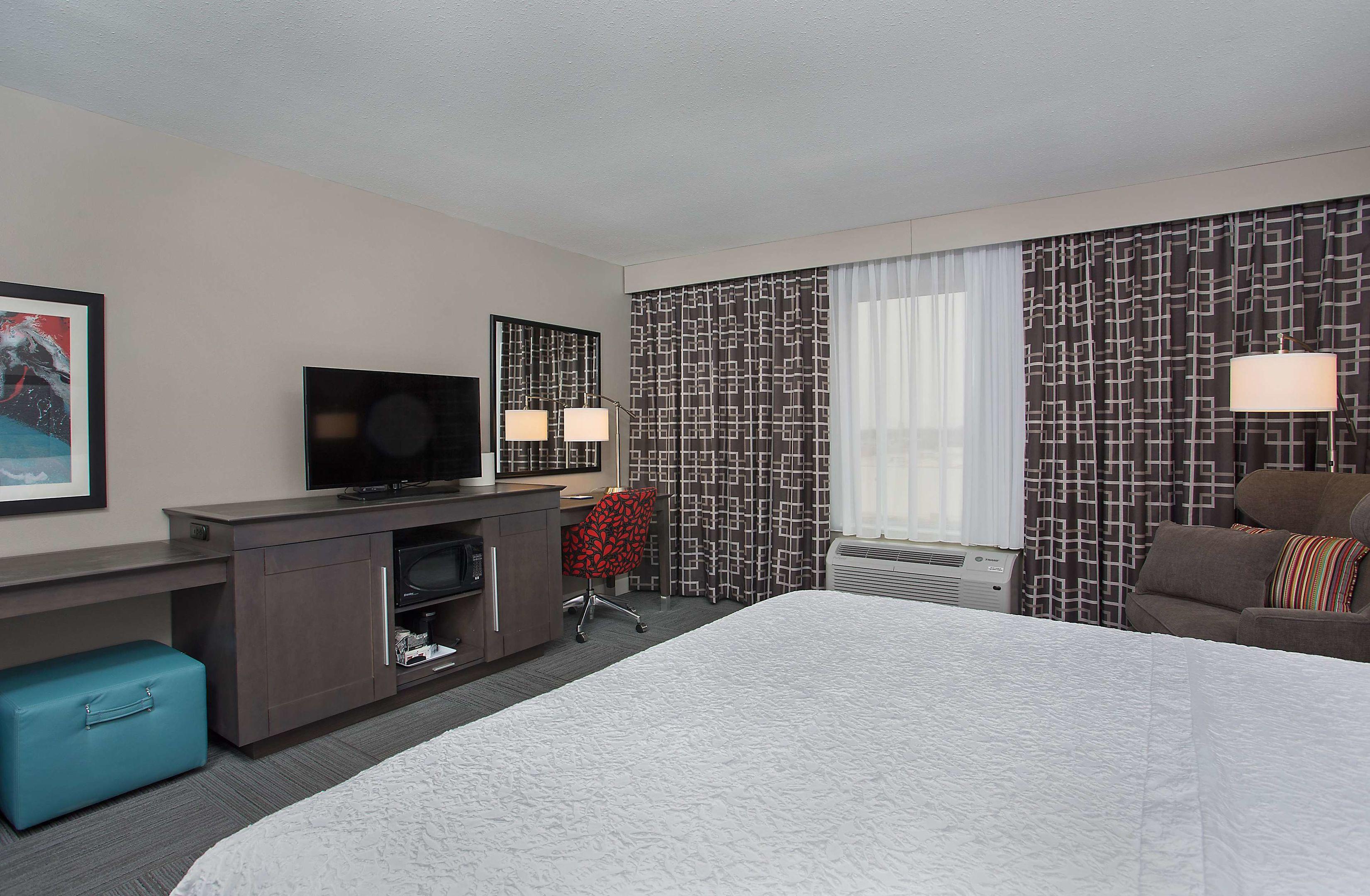 Hampton Inn Vincennes — photo 5